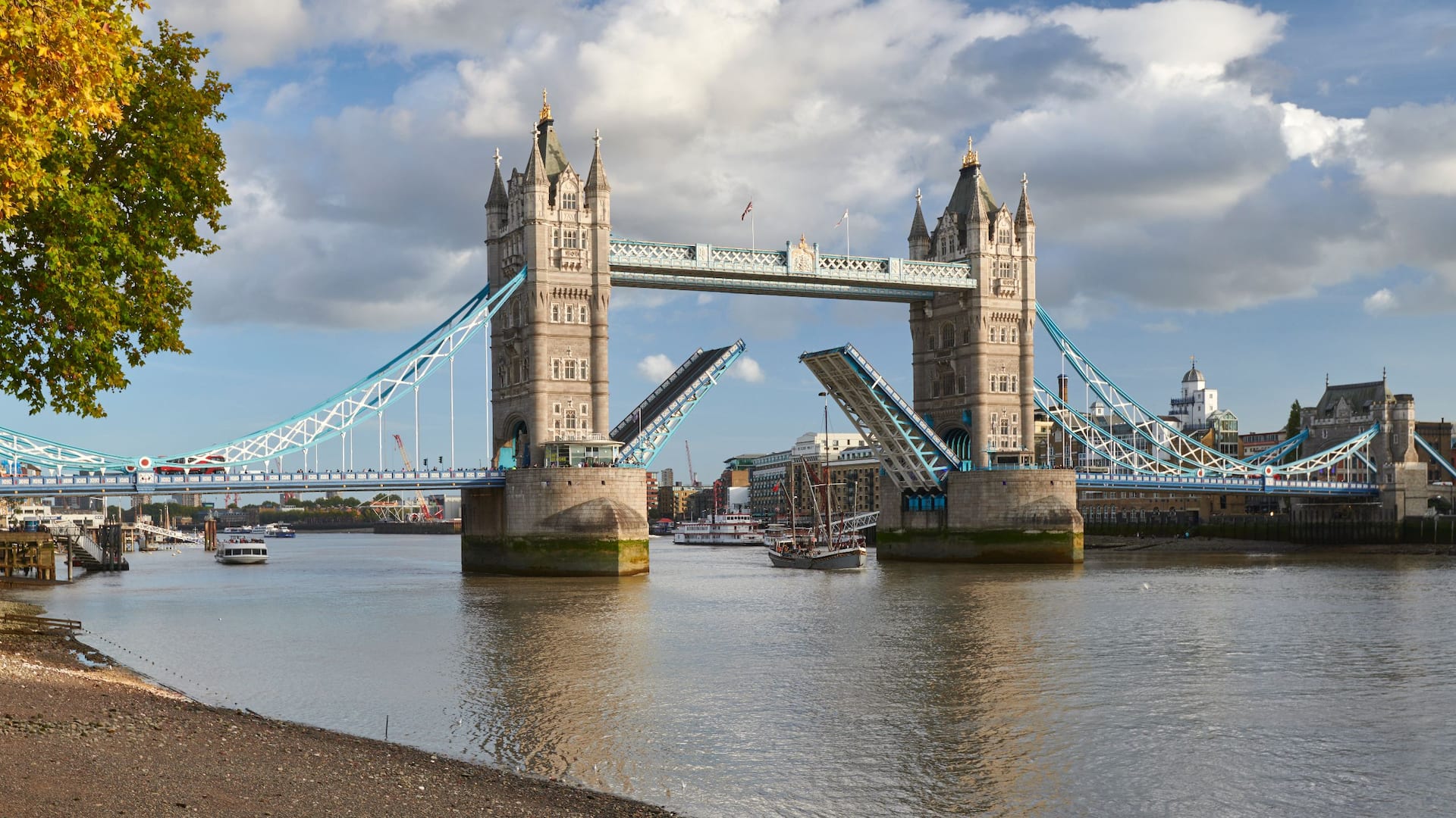 Hyatt Regency London Blackfriars Tower Bridge Open
