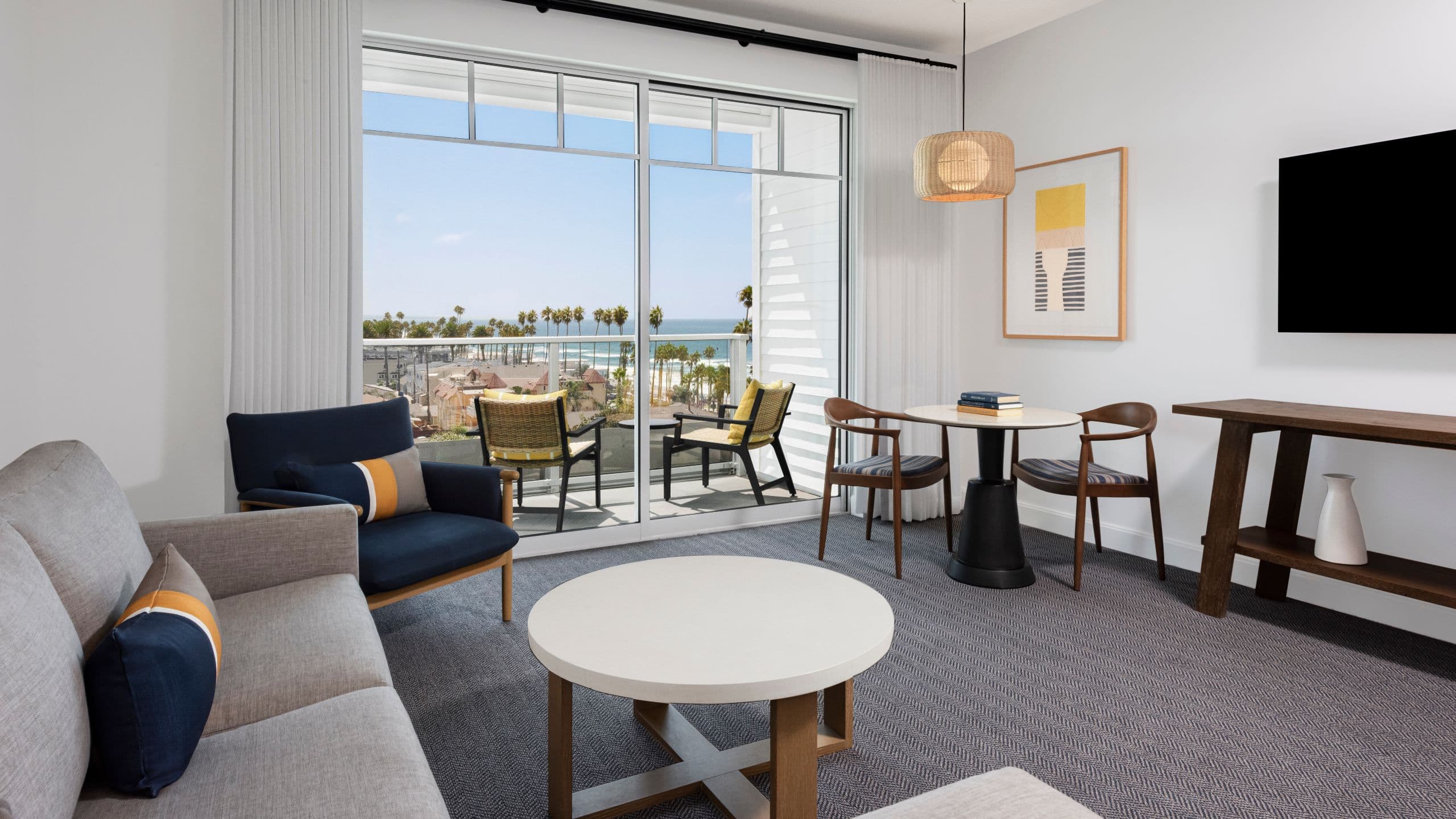 The Seabird Resort Grand Ocean Partial Suite