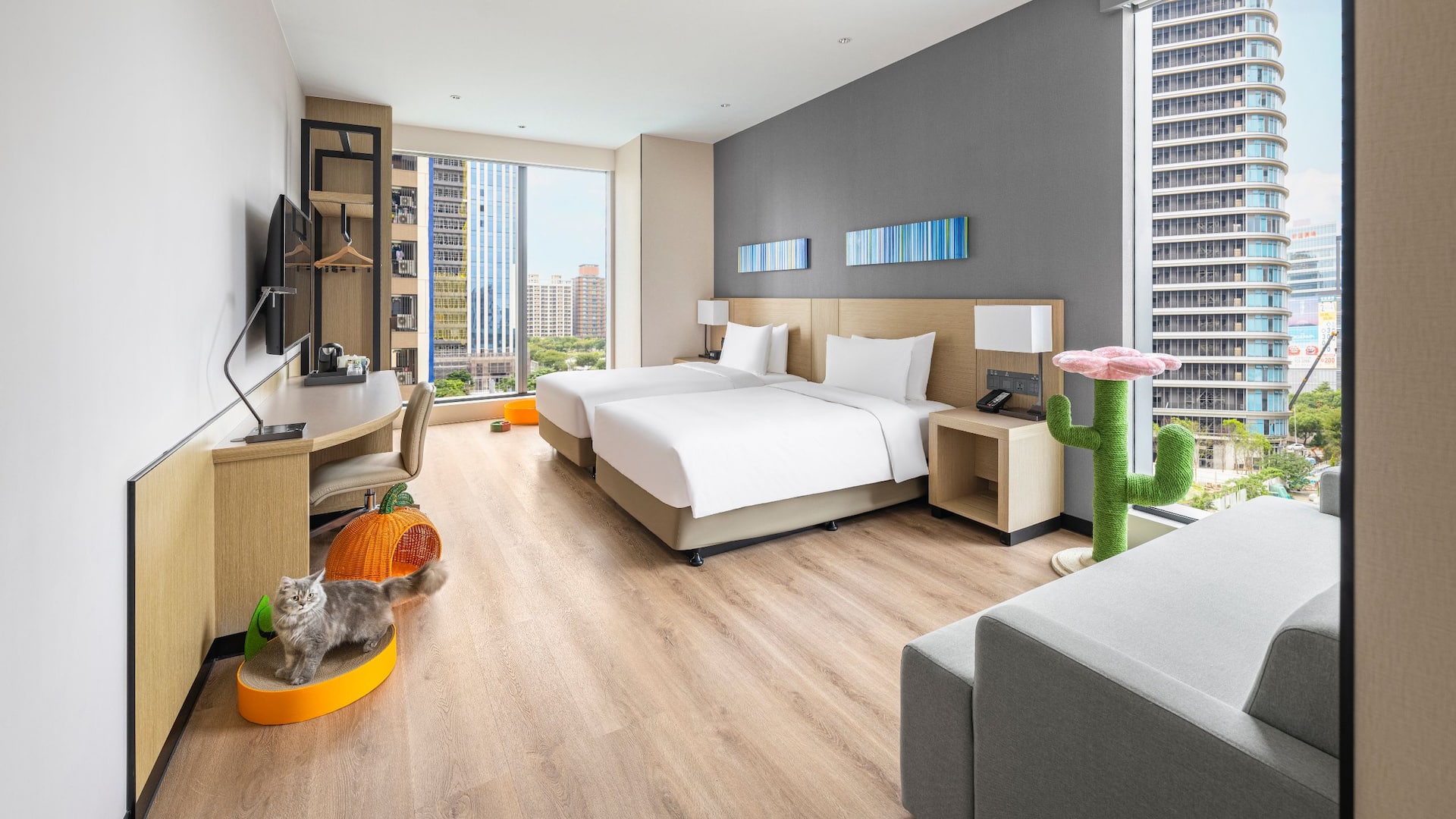 Hyatt Place New Taipei City Xinzhuang Deluxe Twin Guestroom Cat