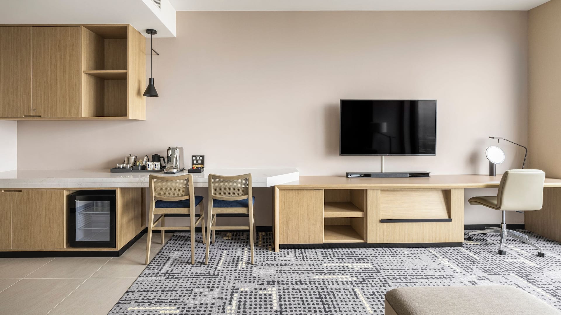 Hyatt Place New Taipei City Xinzhuang Suite