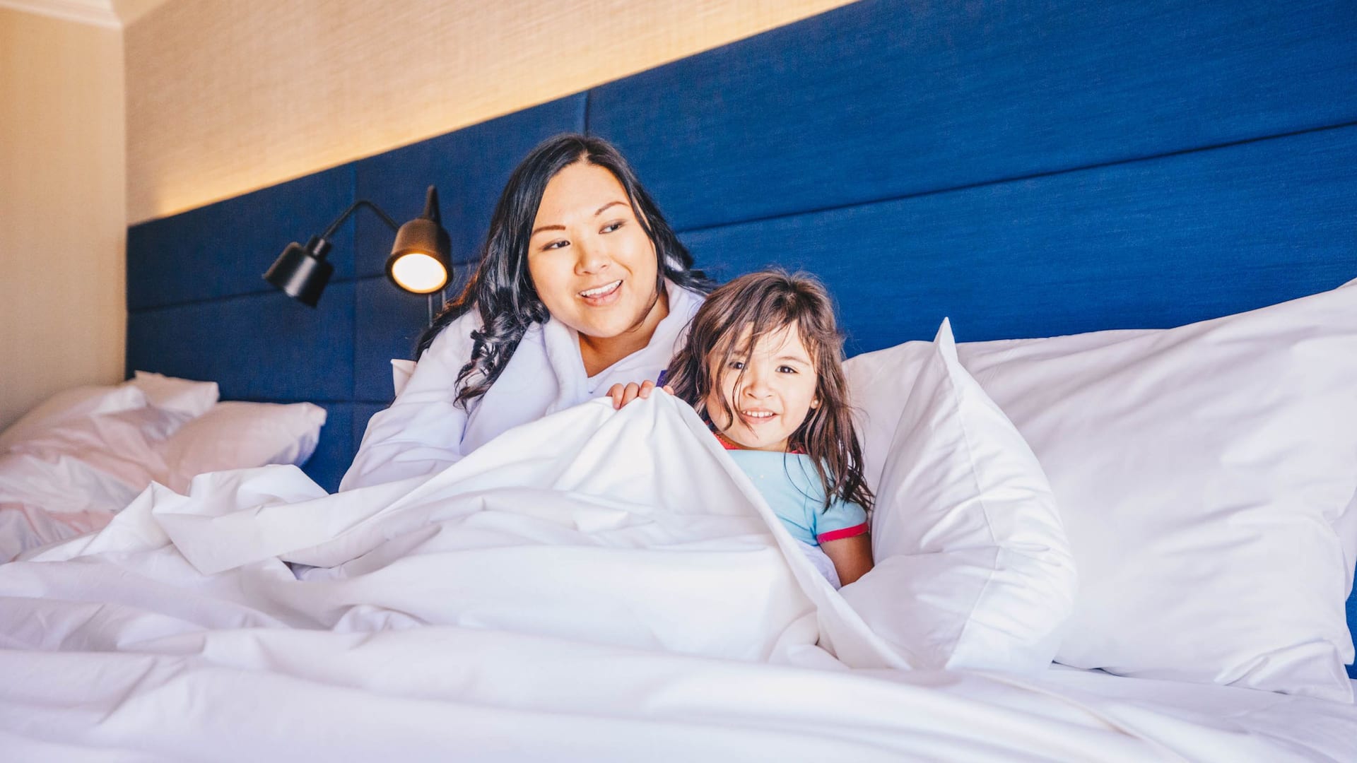 Hyatt Regency Bellevue on Seattle's Eastside Mom And Daughter King Guestroom