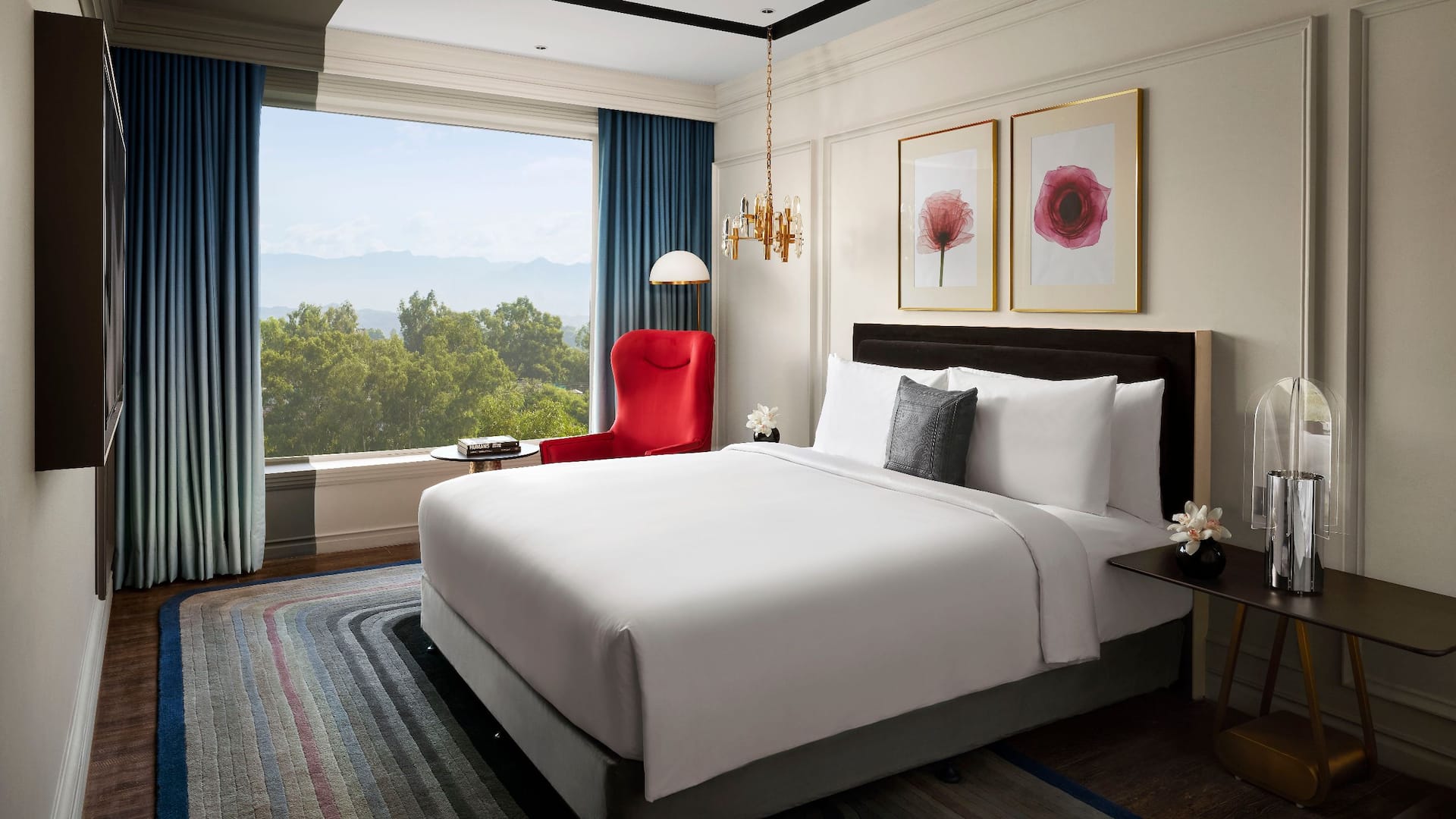 1/3 Hyatt Centric Sector 17 Chandigarh Suite Bedroom