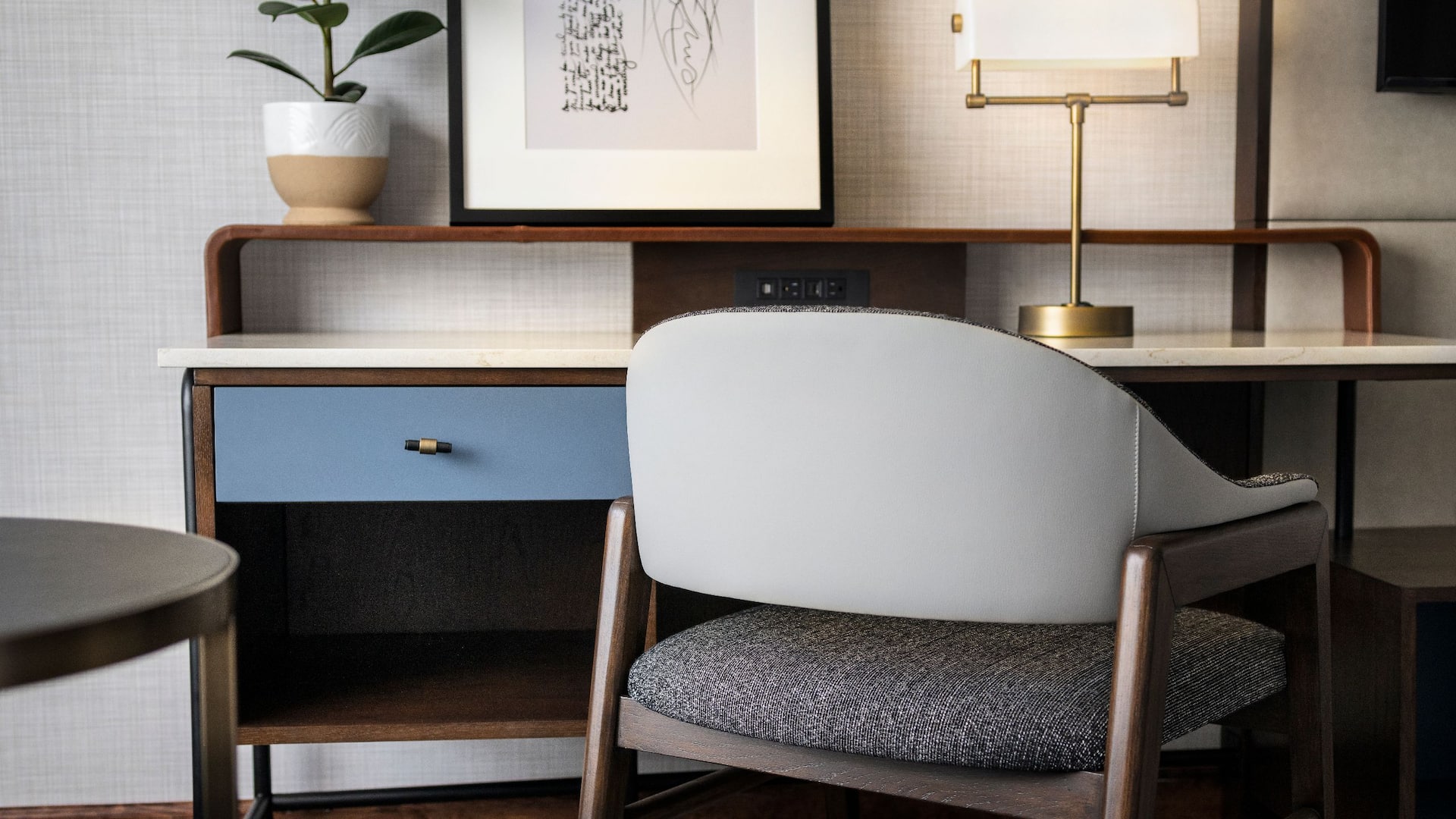 Hyatt Regency Coralville Hotel & Conference Center King Desk