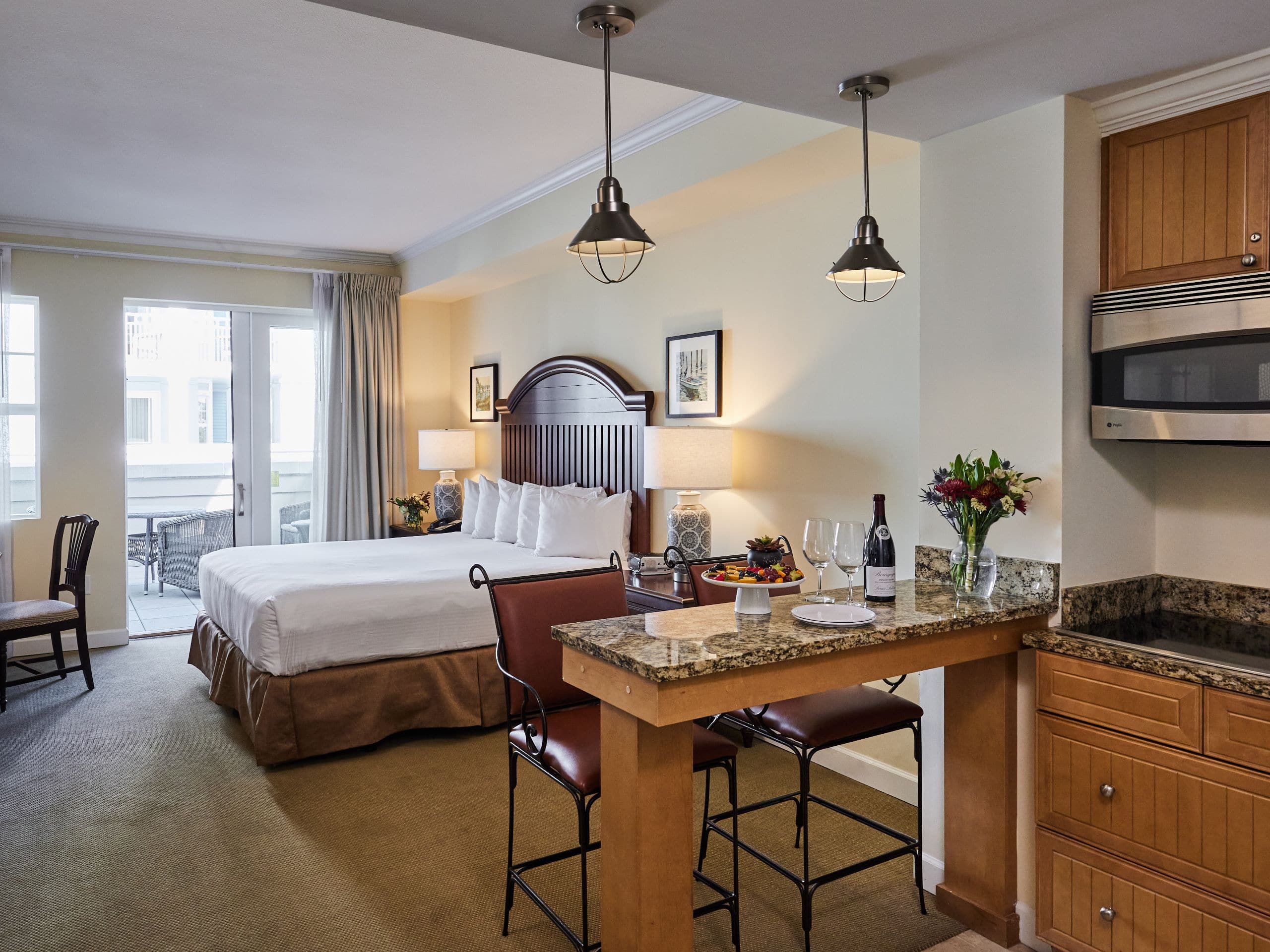 Wild Dunes Resort - Residences at Sweetgrass Studio Suite Kitchen Bed