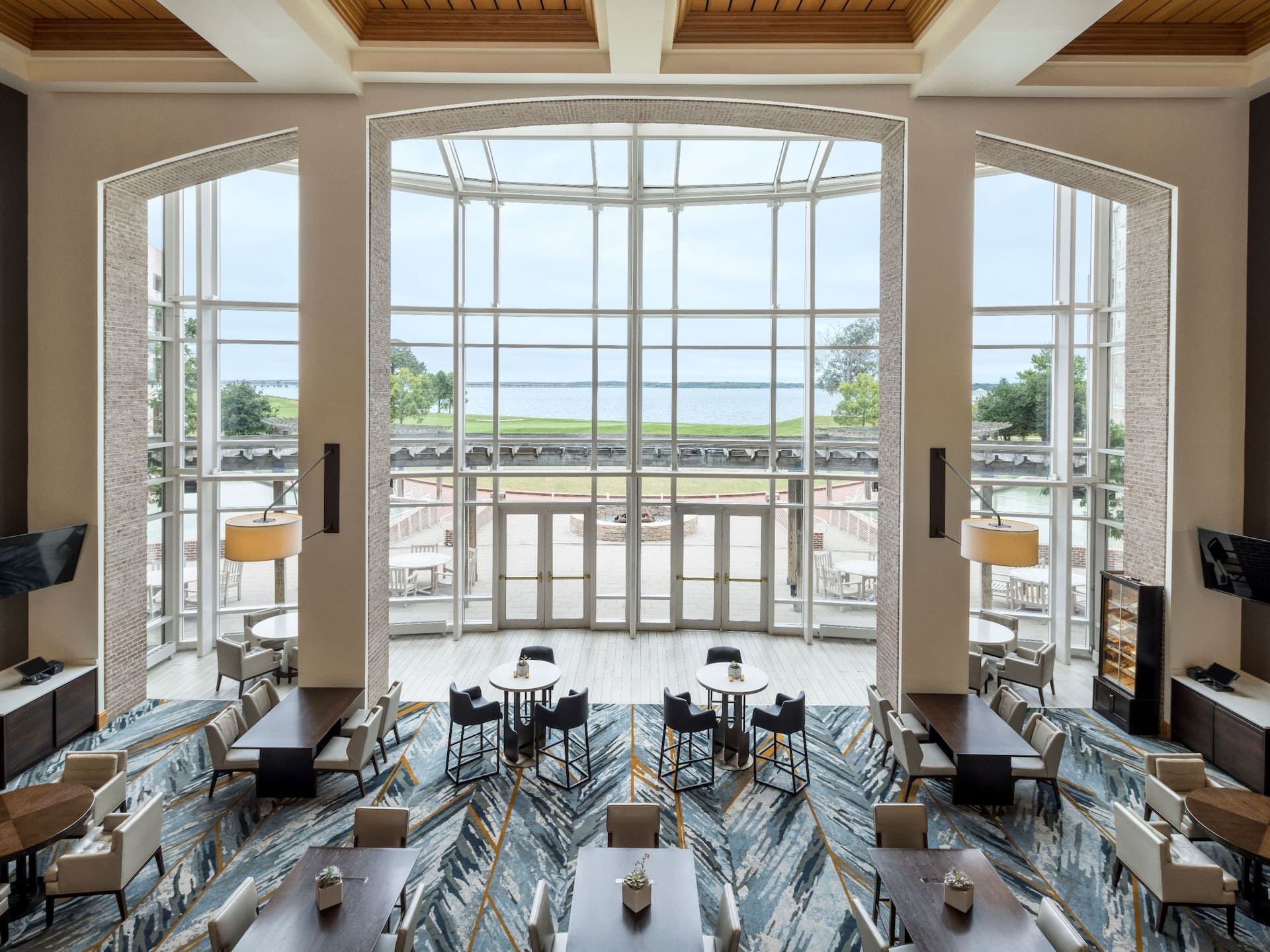 Hyatt Regency Chesapeake Bay Golf Resort, Spa and Marina Micheners Library Overview