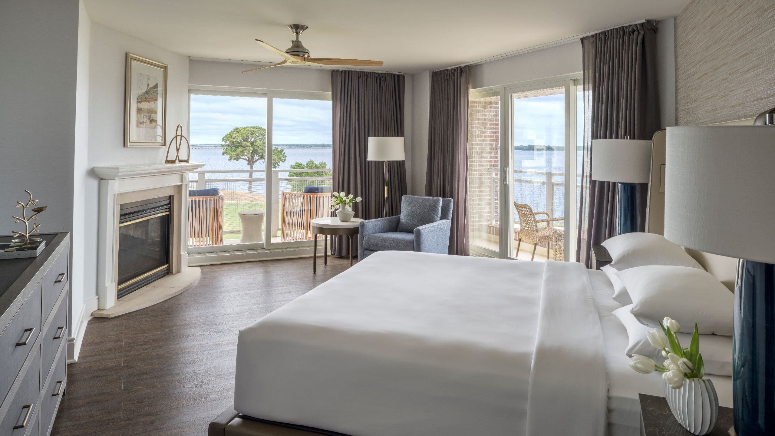Hyatt Regency Chesapeake Bay Golf Resort, Spa and Marina VIP Suite Bedroom