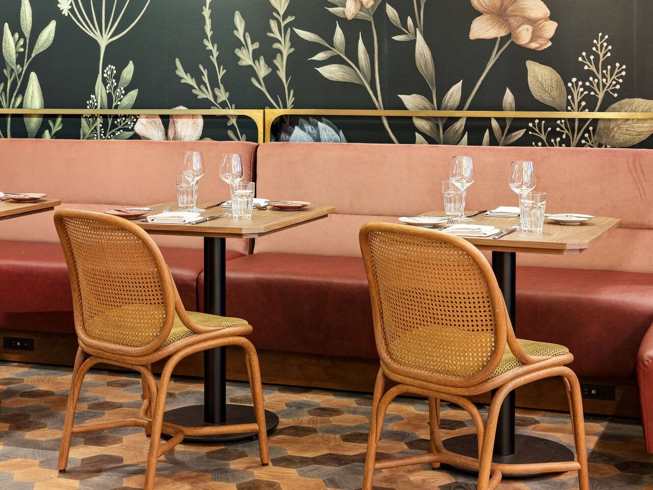 Dining Seating