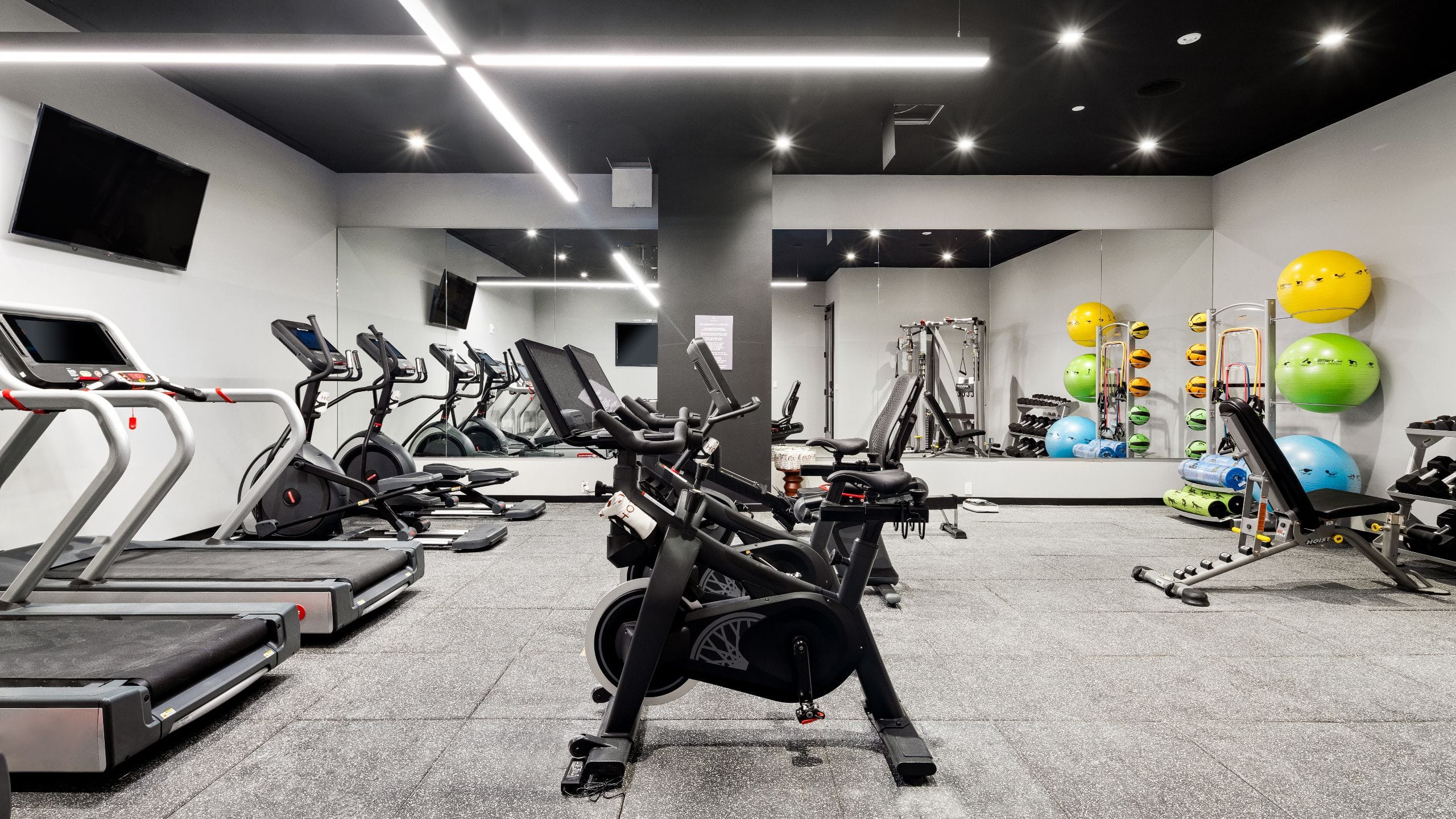 Grayson Hotel Fitness Center