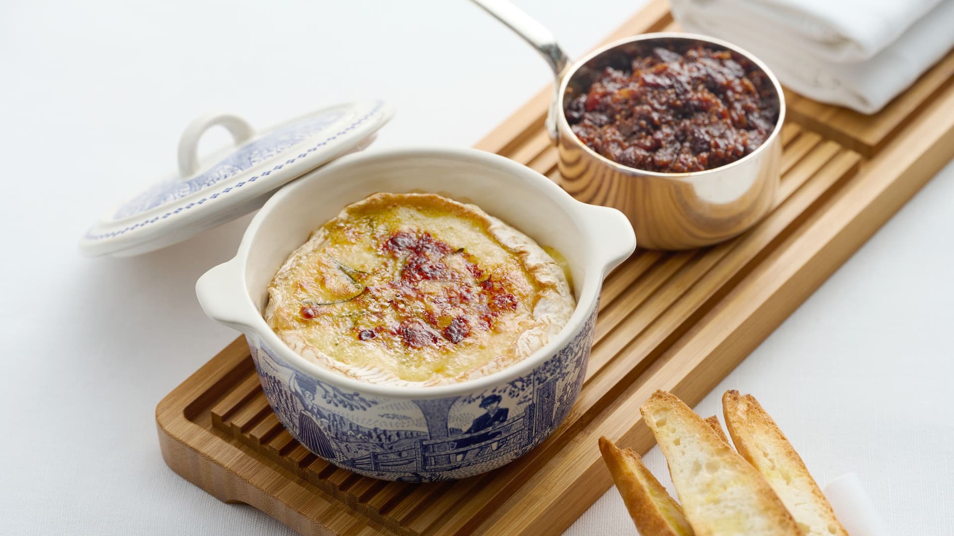 Oven Baked Camembert