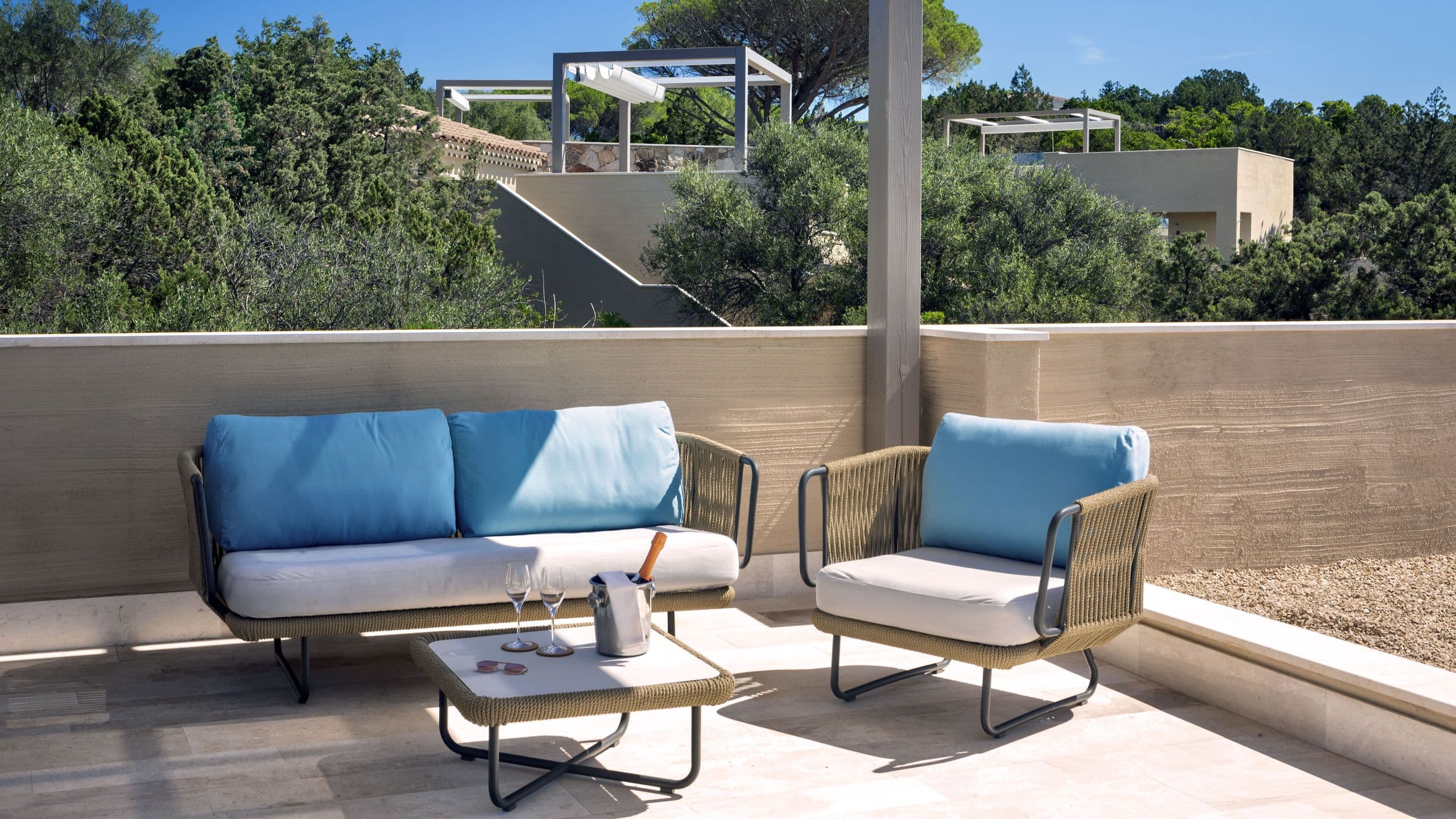 4 of 8 7Pines Resort Sardinia Deluxe Rooftop