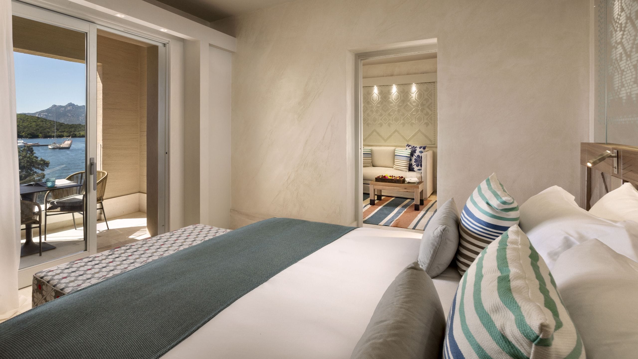 2 of 5 7Pines Resort Sardinia Suite Sea View