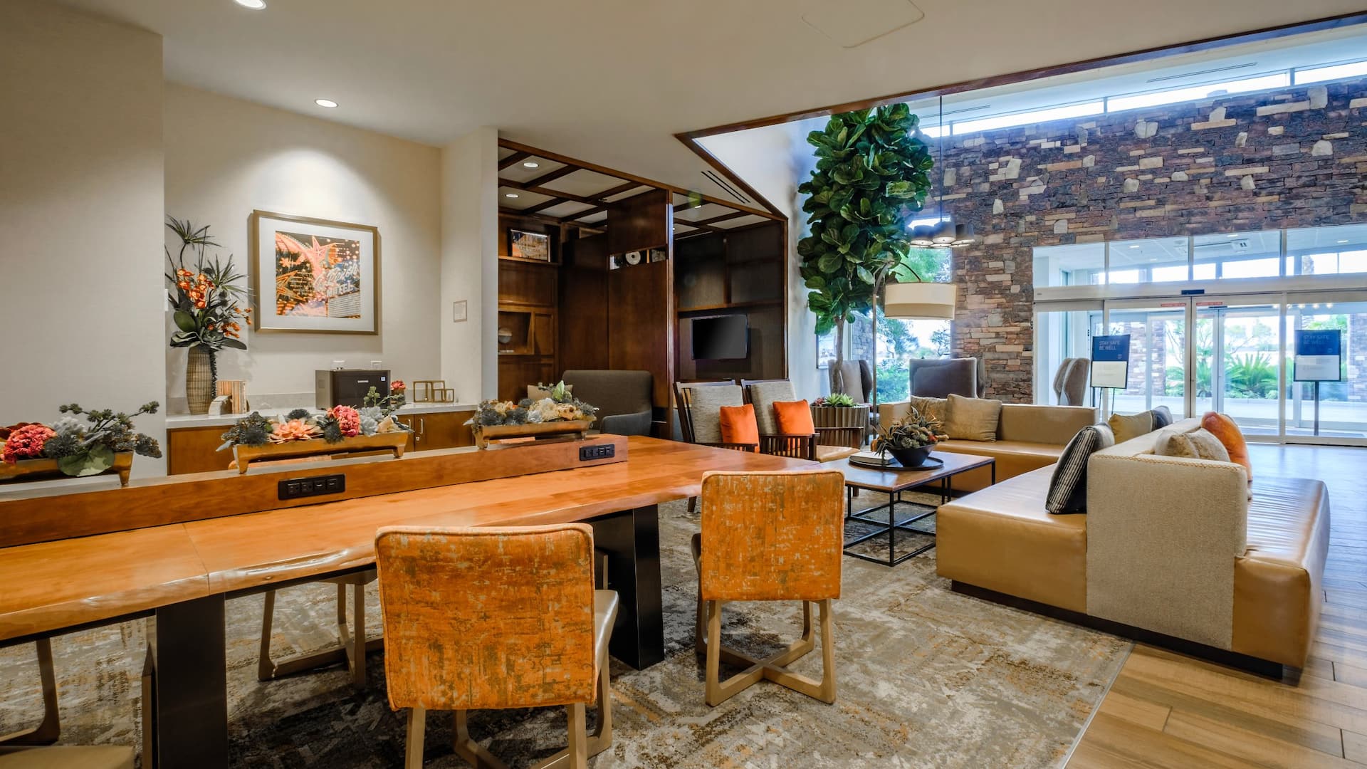 Hyatt Place Las Vegas at Silverton Village Business Center Lobby