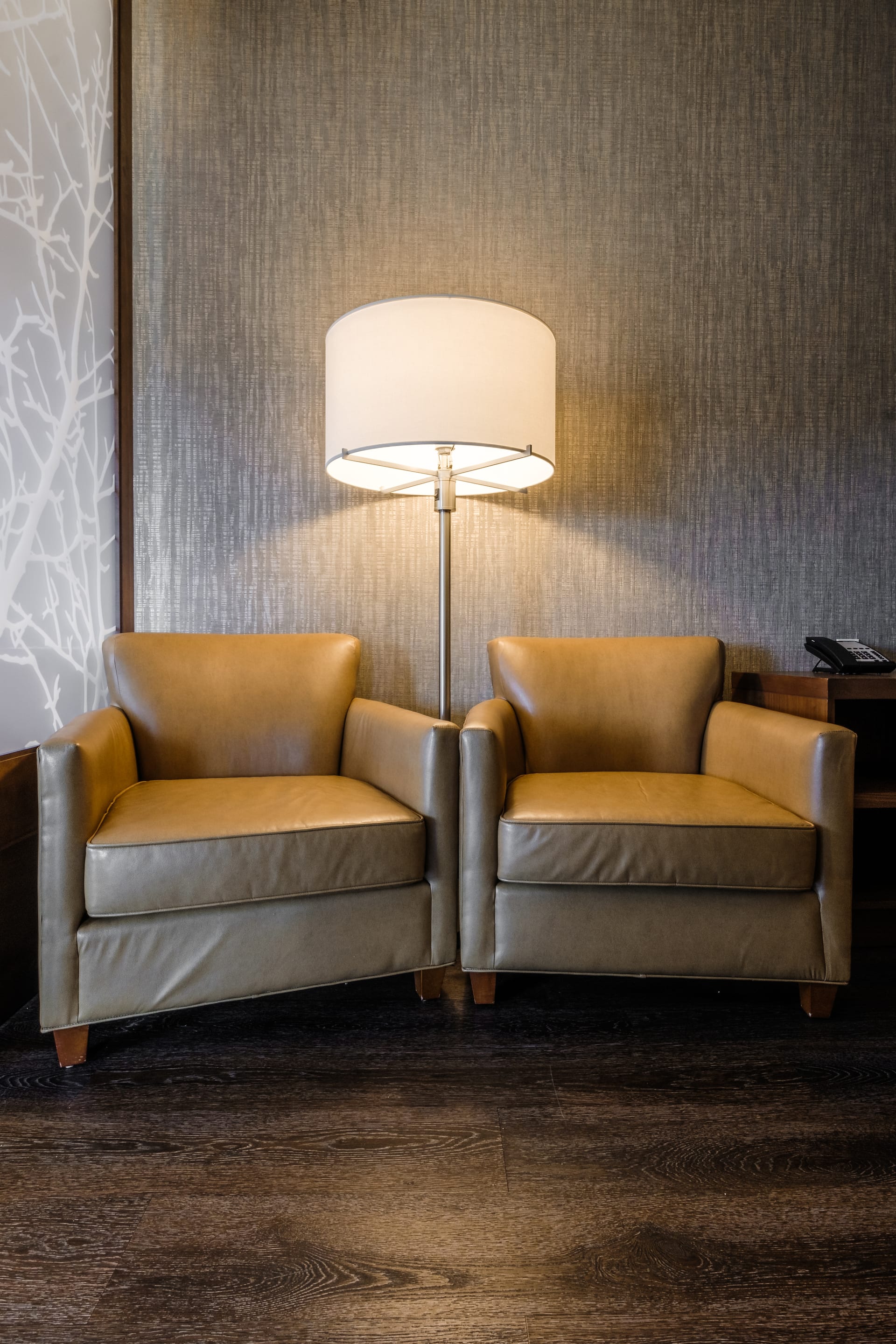 Hyatt Place Las Vegas at Silverton Village Suite Chairs
