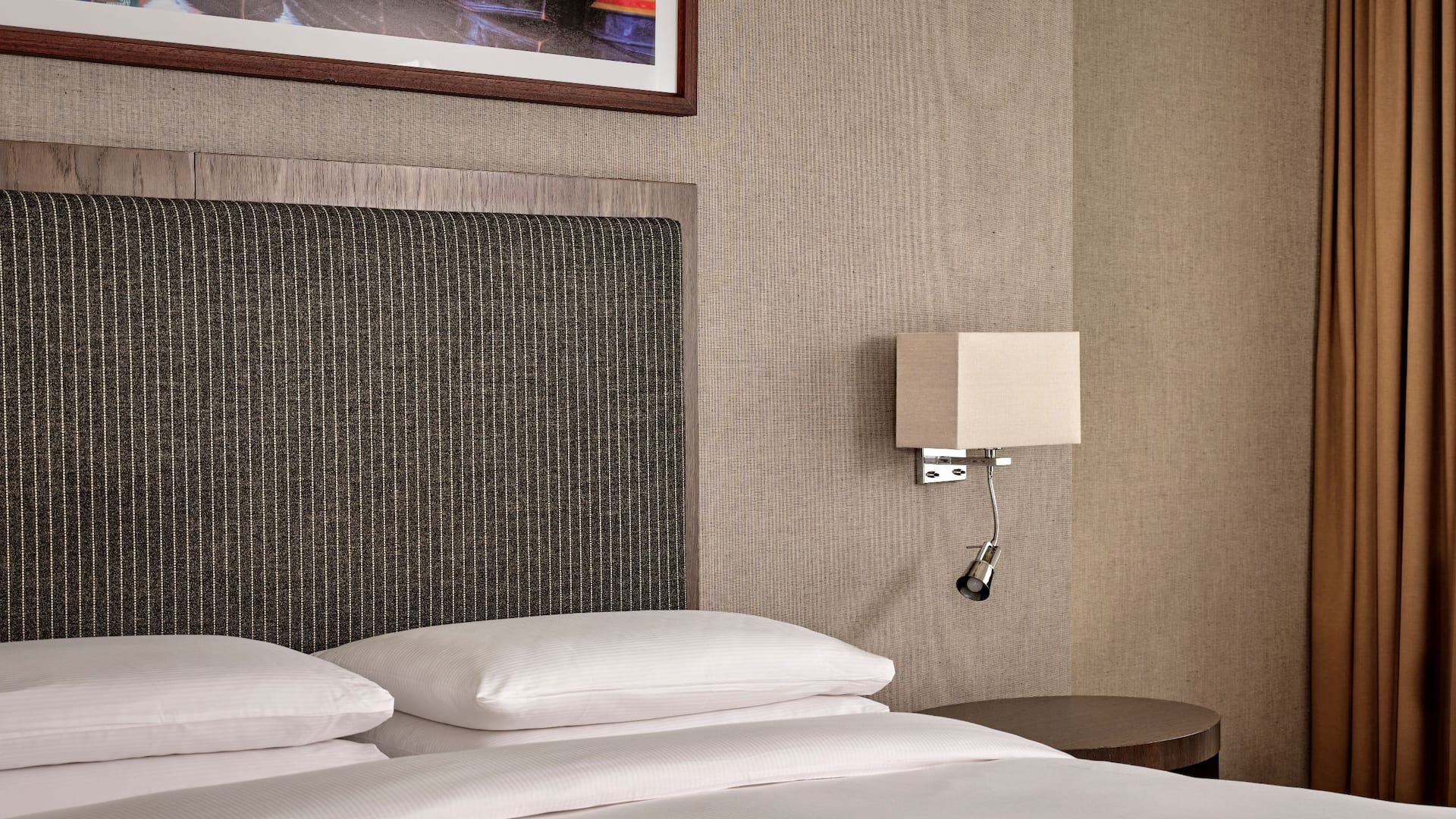 Hyatt Regency Birmingham Executive Suite Bedroom Detail
