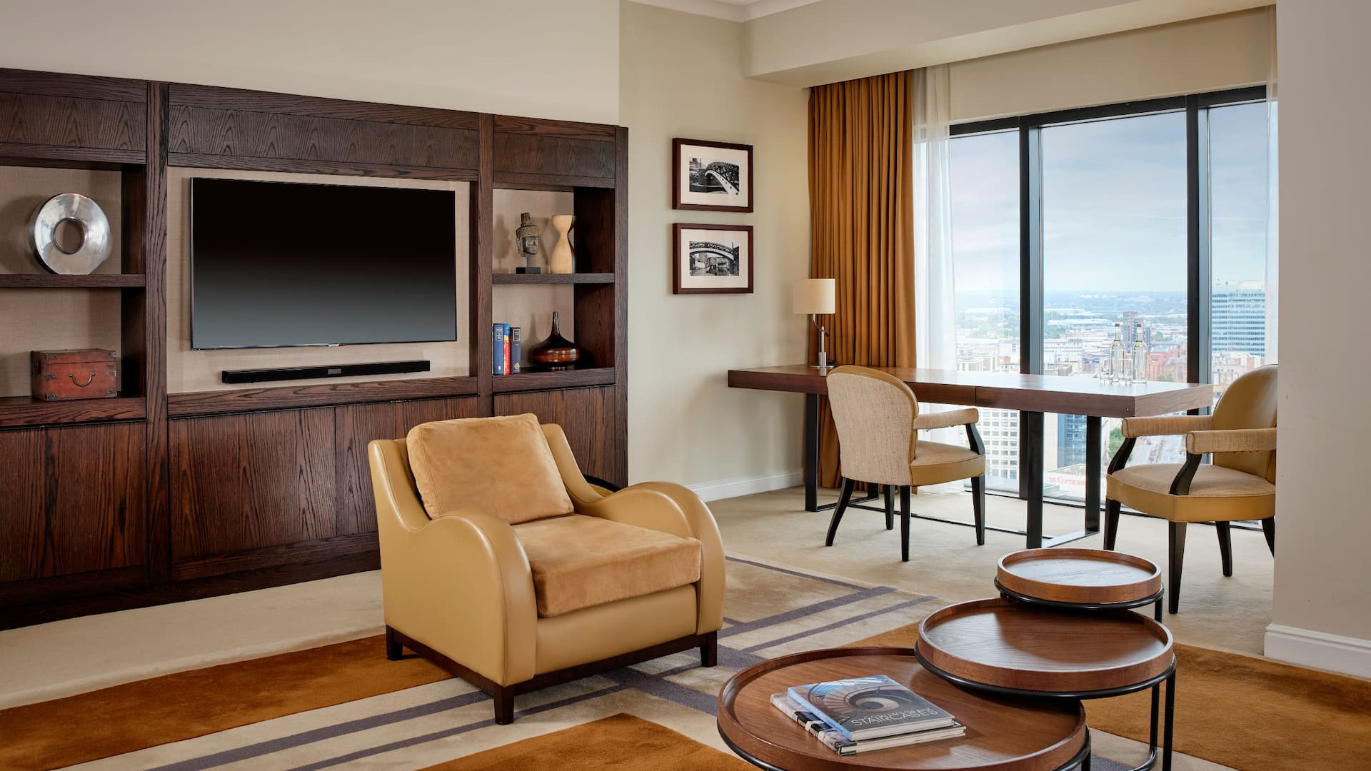 Hyatt Regency Birmingham Presidential Suite Living Room