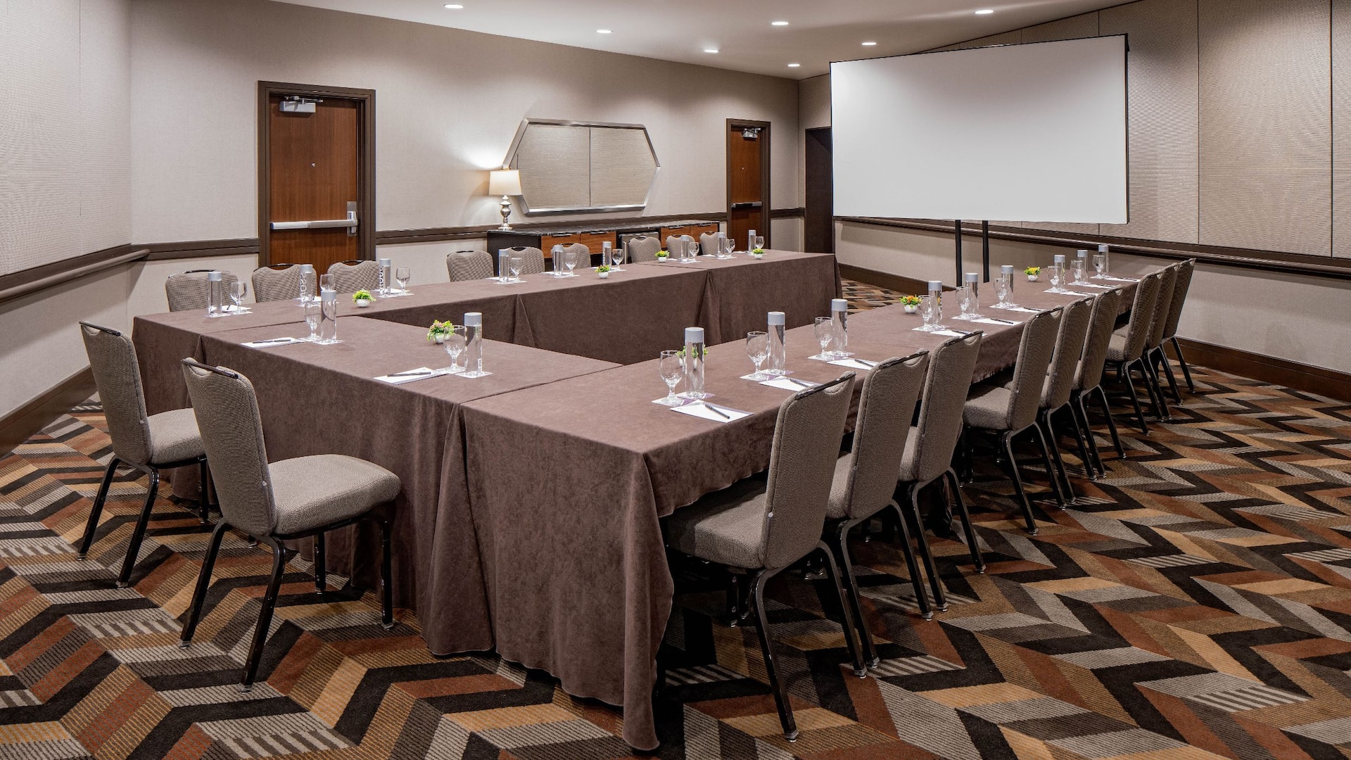 Hyatt Regency San Francisco Boardroom Ushape