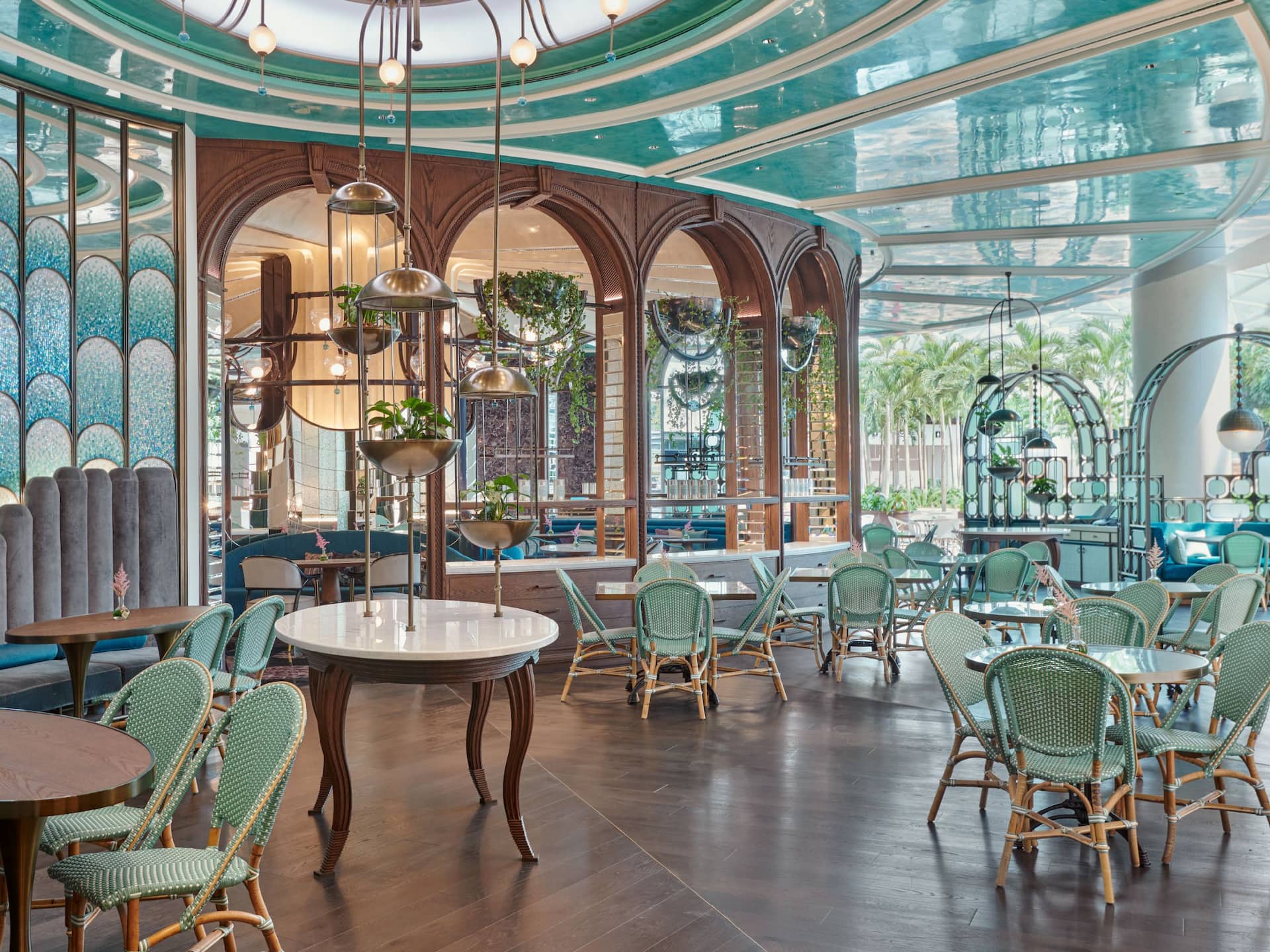Brasserie-style European dining at Liberté at Grand Hyatt Kuwait