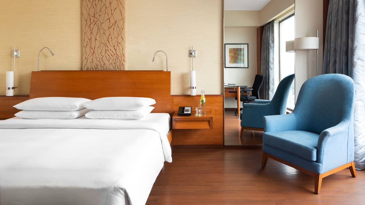 Hyatt King Layout