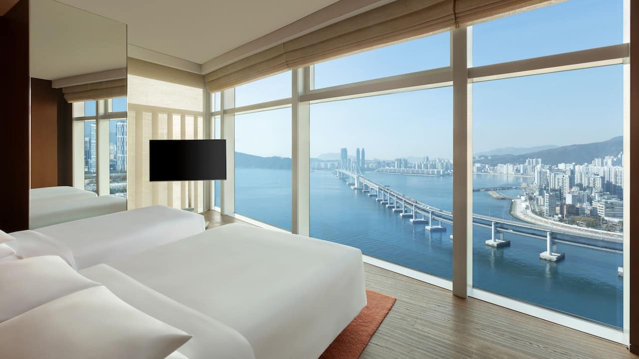 Busan Hotel Premium Family Suite Bedroom