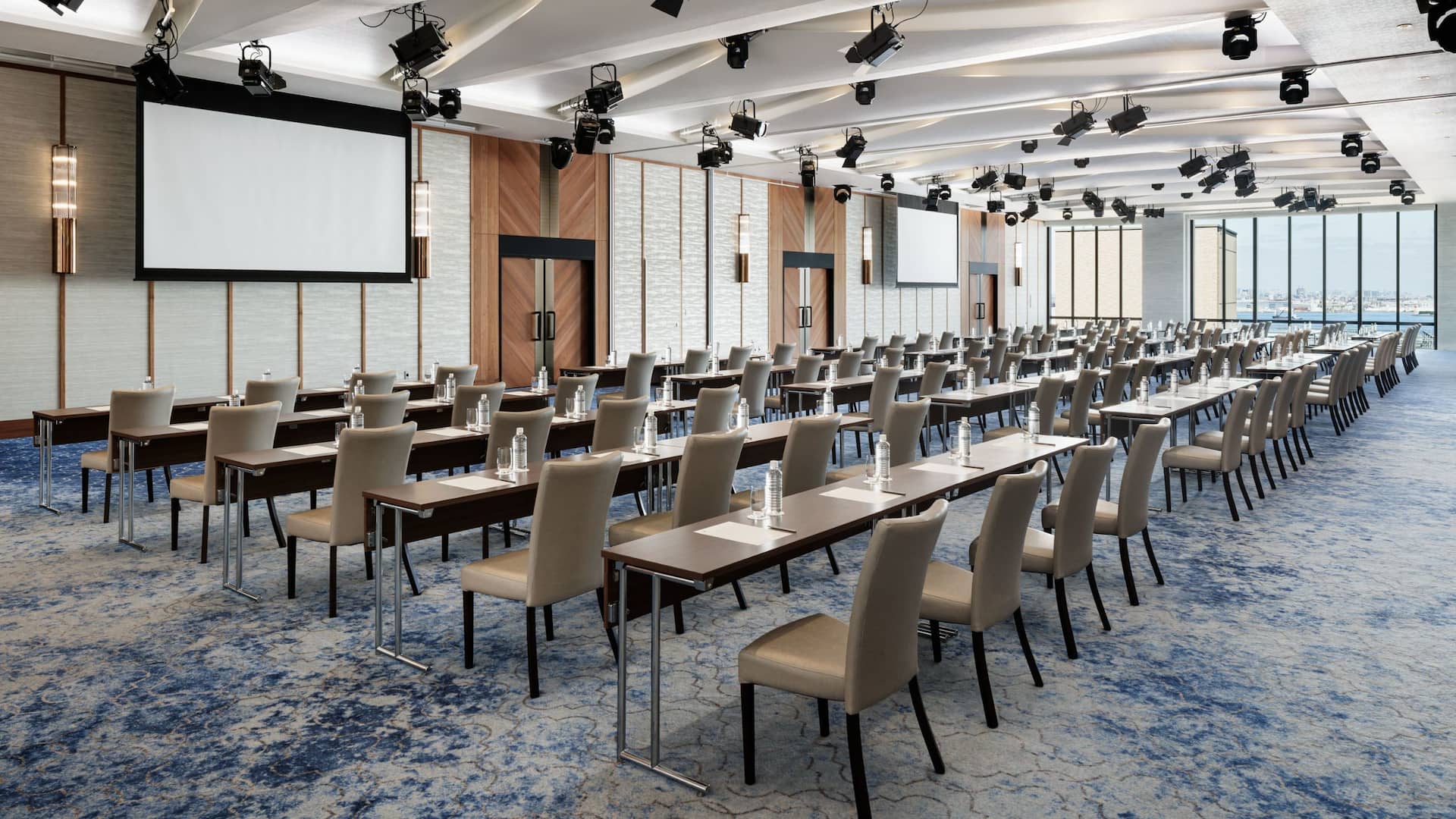Hyatt Regency Yokohama Banquet Grand Ballroom Full Classroom
