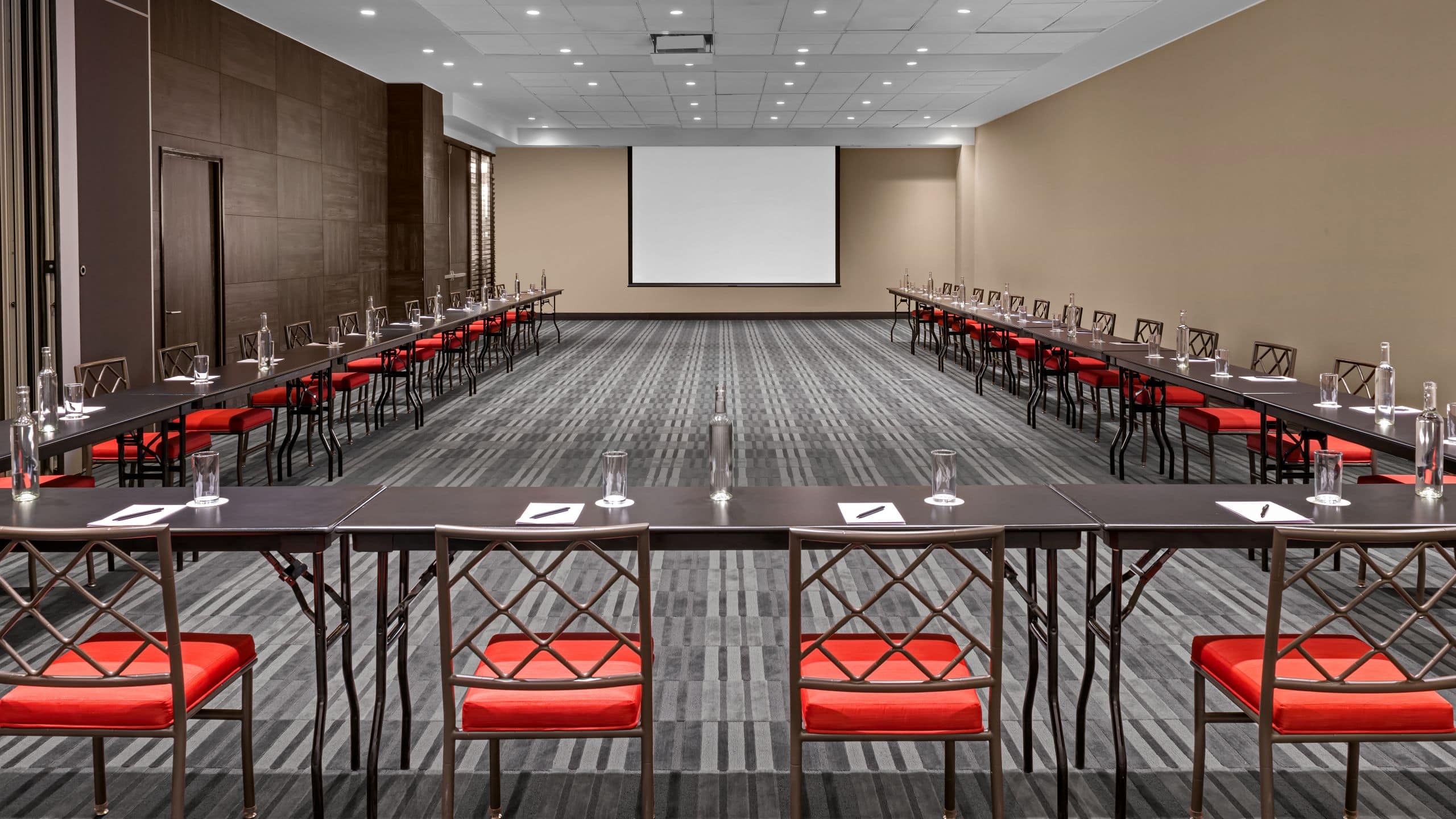 Hyatt Centric Las Condes Santiago Meeting Cabernet U Shape