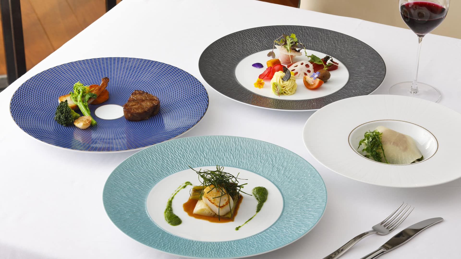 Hyatt Regency Yokohama Milanogrill Winter Brecia Group