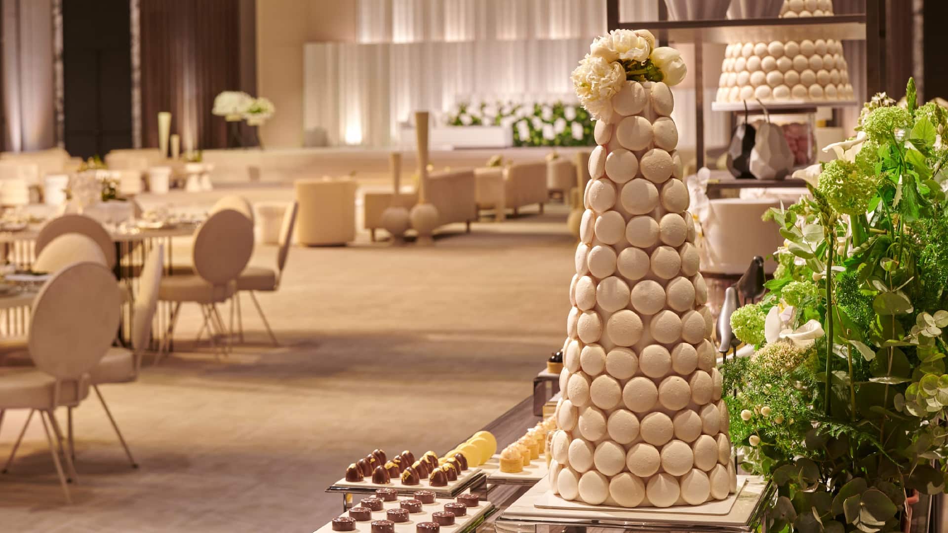 Grand Hyatt Kuwait Wedding Set Up Grand Ballroom Tree