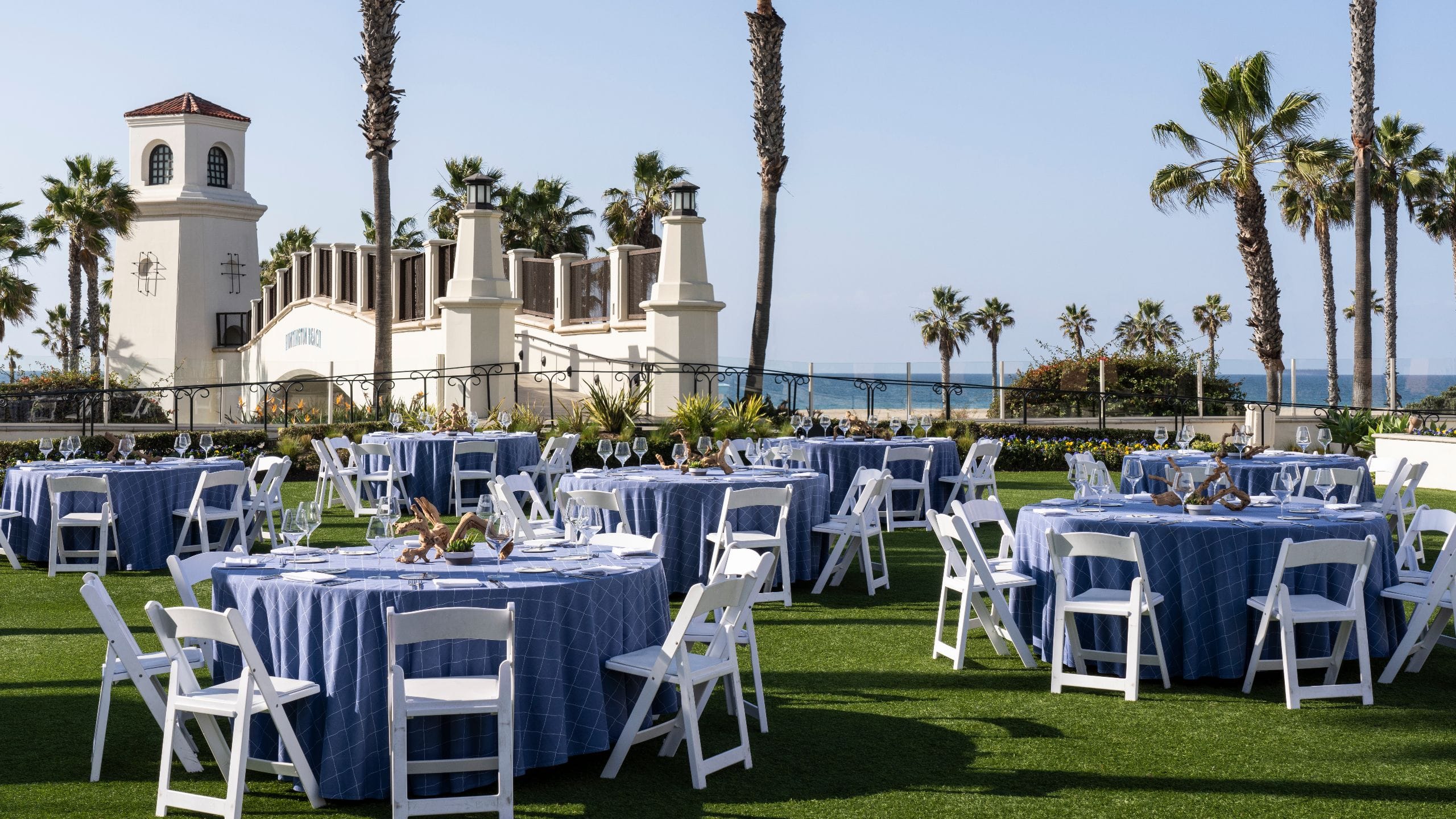 Hyatt Regency Huntington Beach Resort and Spa Lighthouse Courtyard Day
