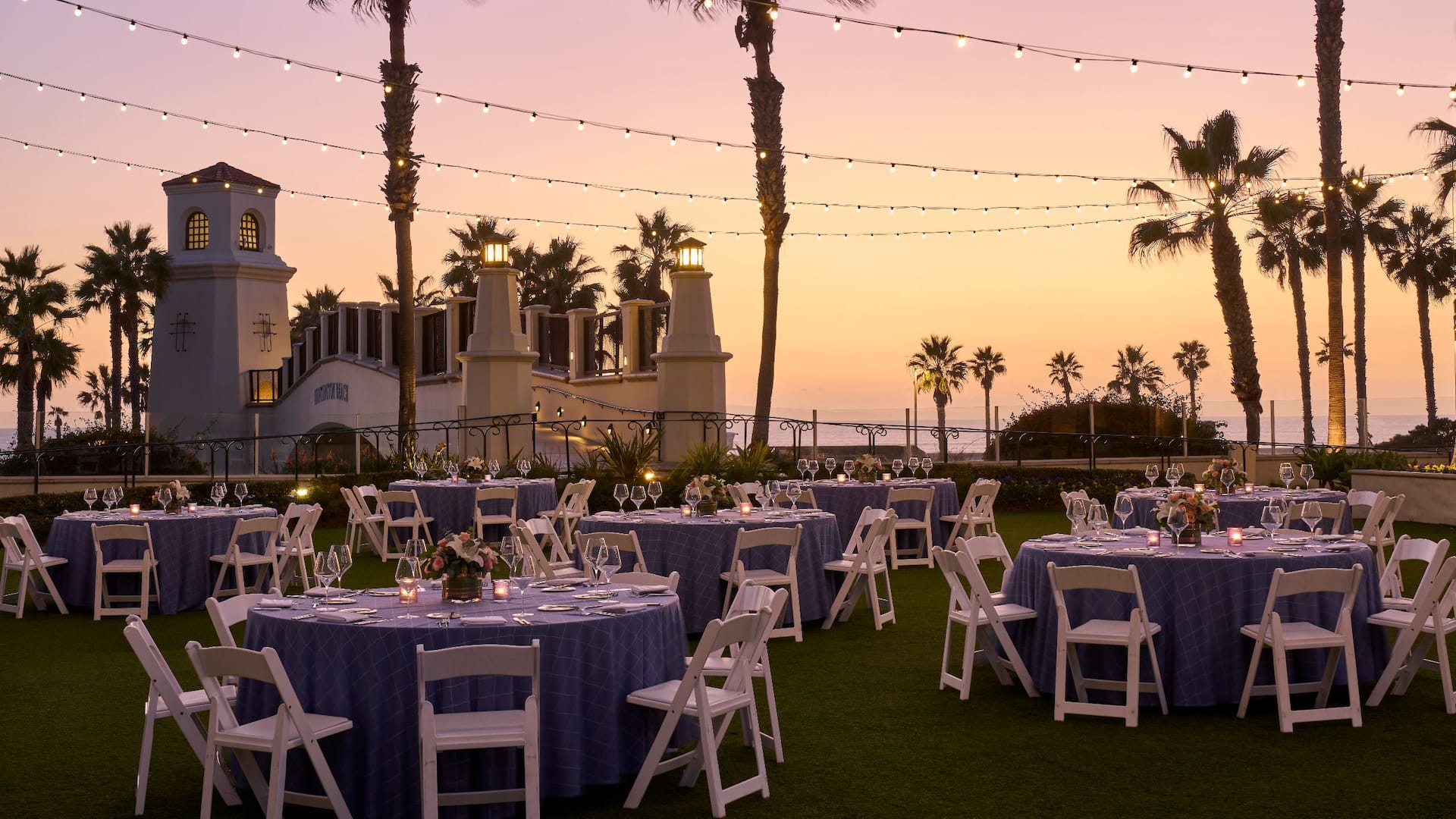 courtyard banquet