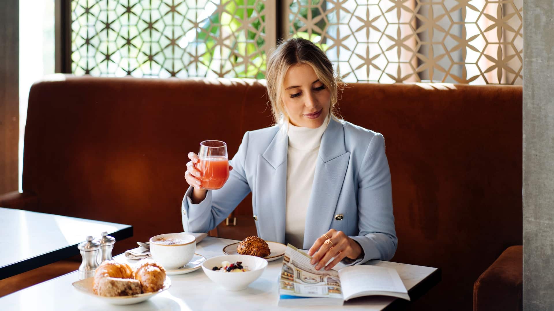 Hyatt Regency Zurich Airport The Circle Restaurant Babel Breakfast Woman