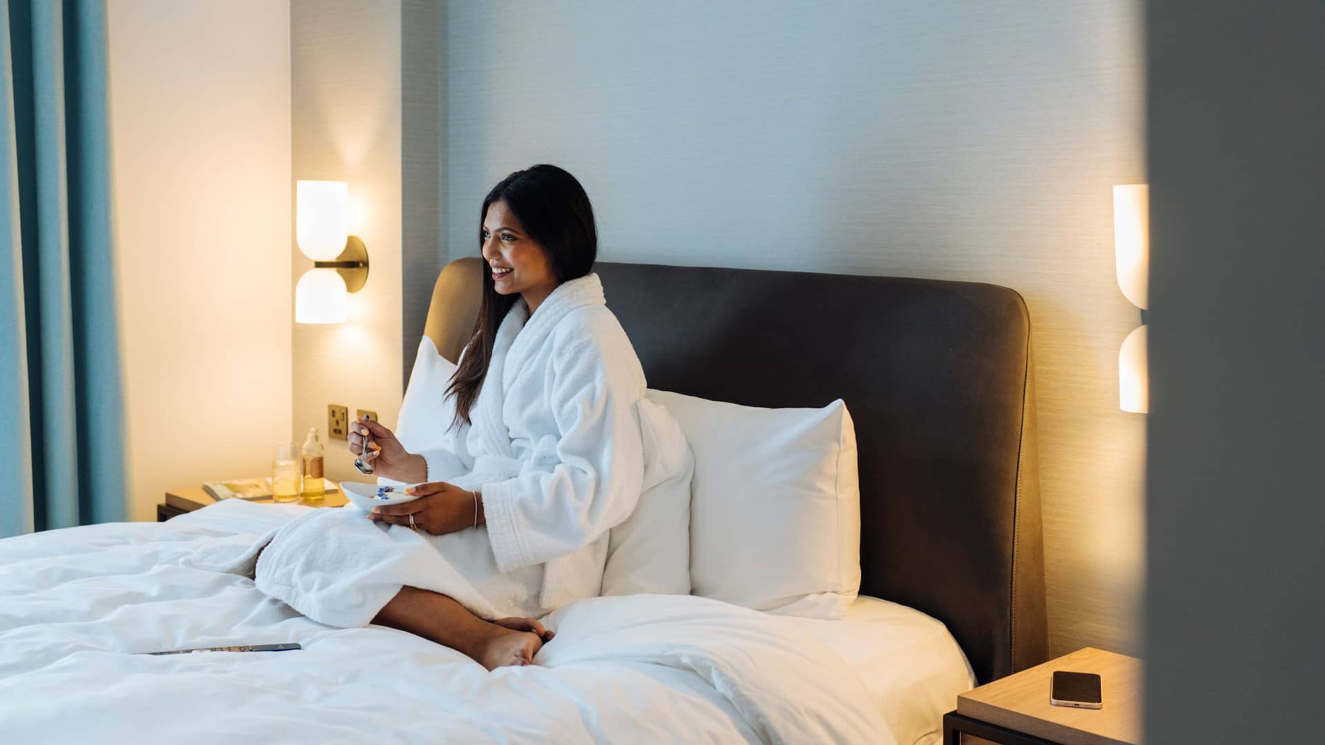 Hyatt Regency London Stratford Lifestyle Room Tv