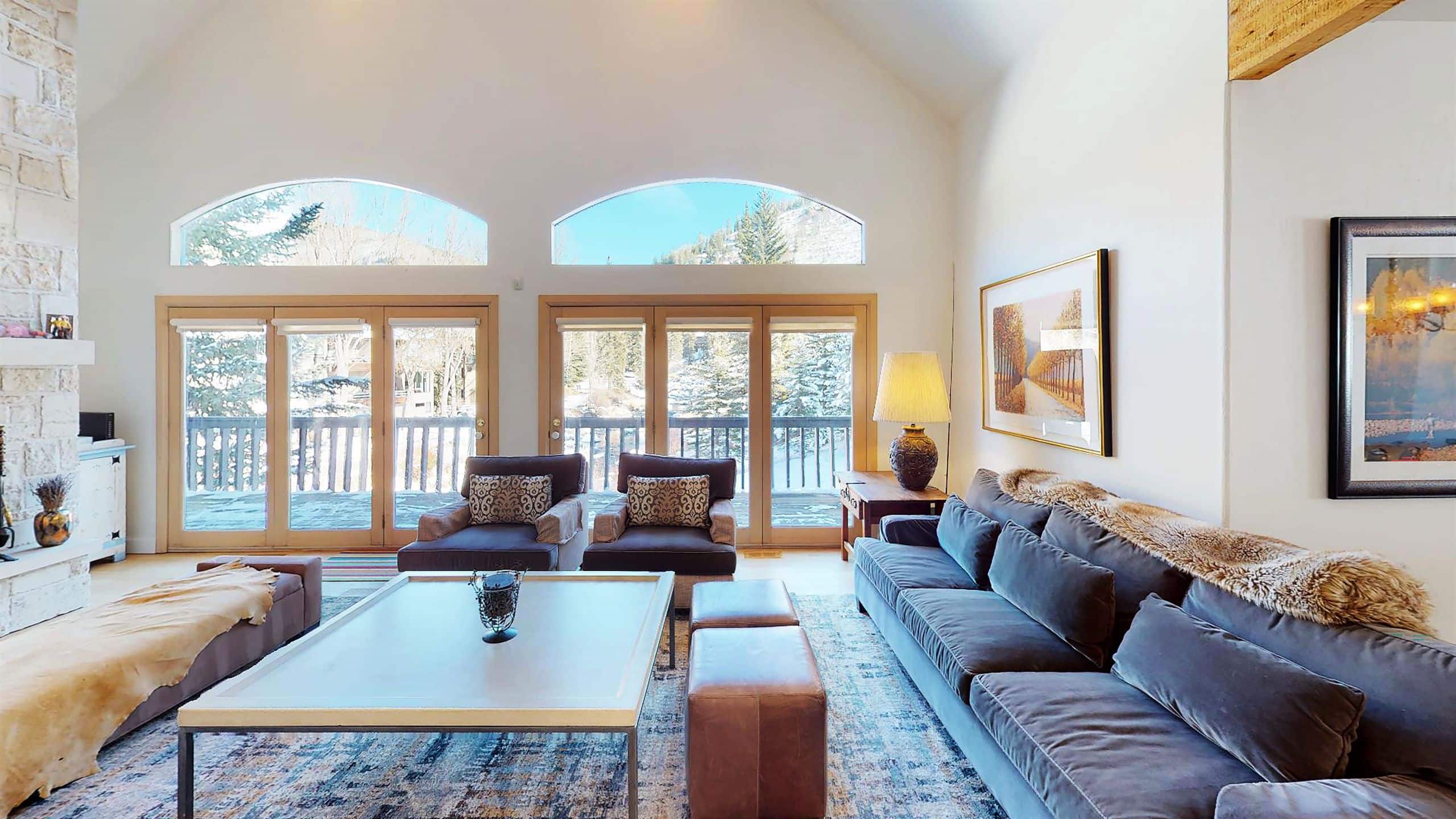 1 de 14 Vail Residences at Cascade Village Residence Living Room