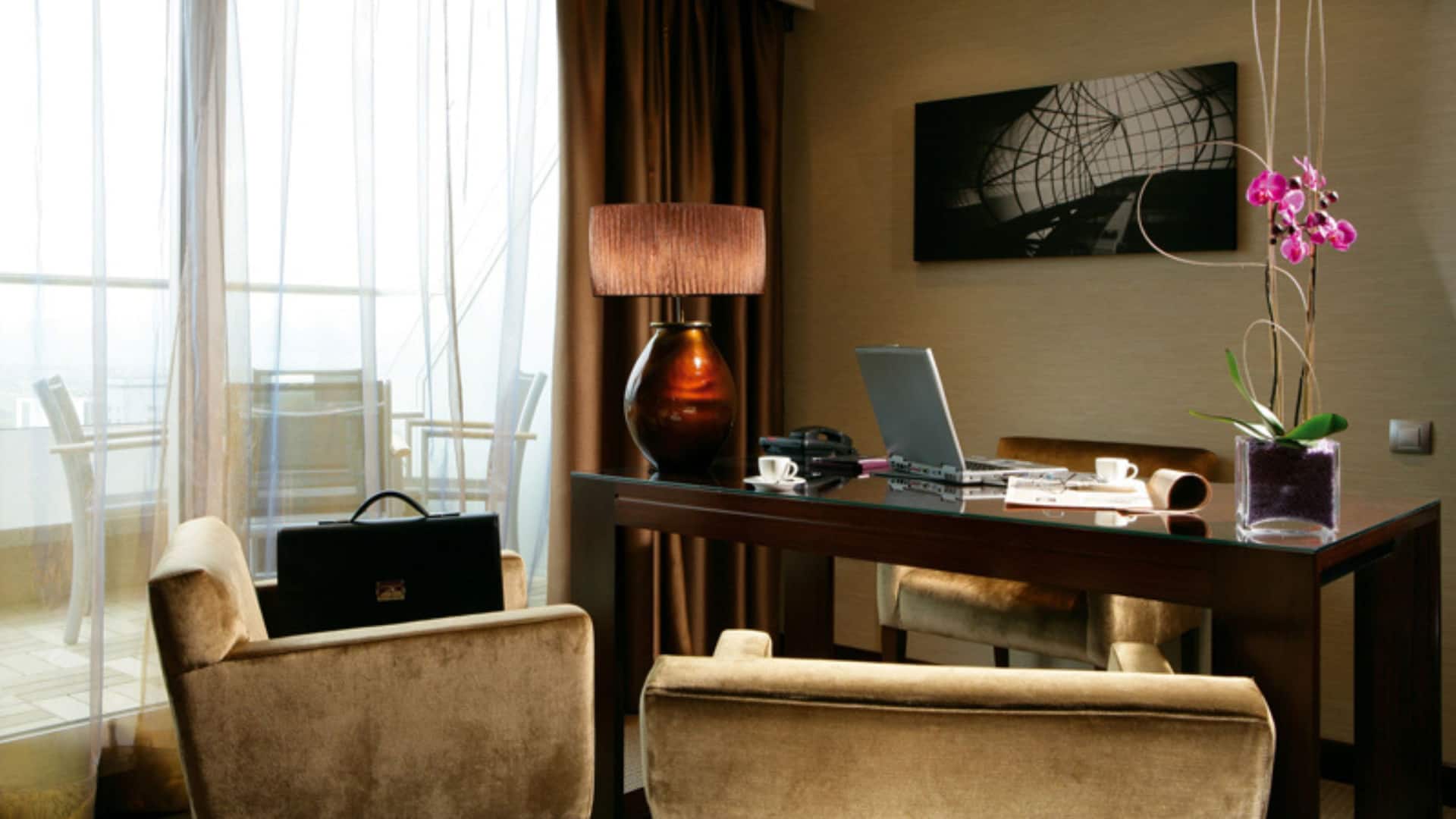 Hyatt Regency Barcelona Tower Presidential Suite Office