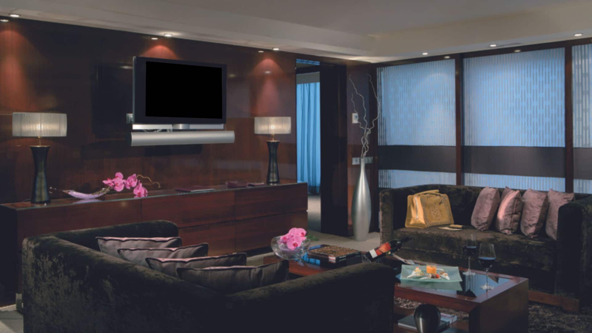 Hyatt Regency Barcelona Tower Presidential Suite Salon