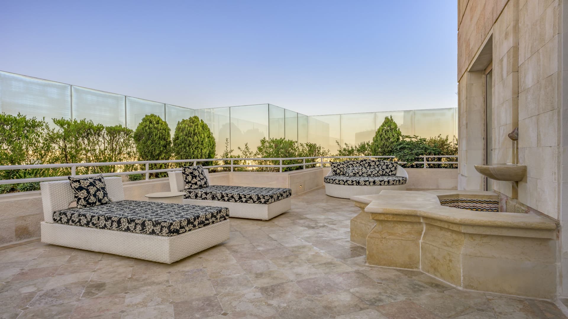 2 de 5 Grand Hyatt Amman Royal Suite B Terrace