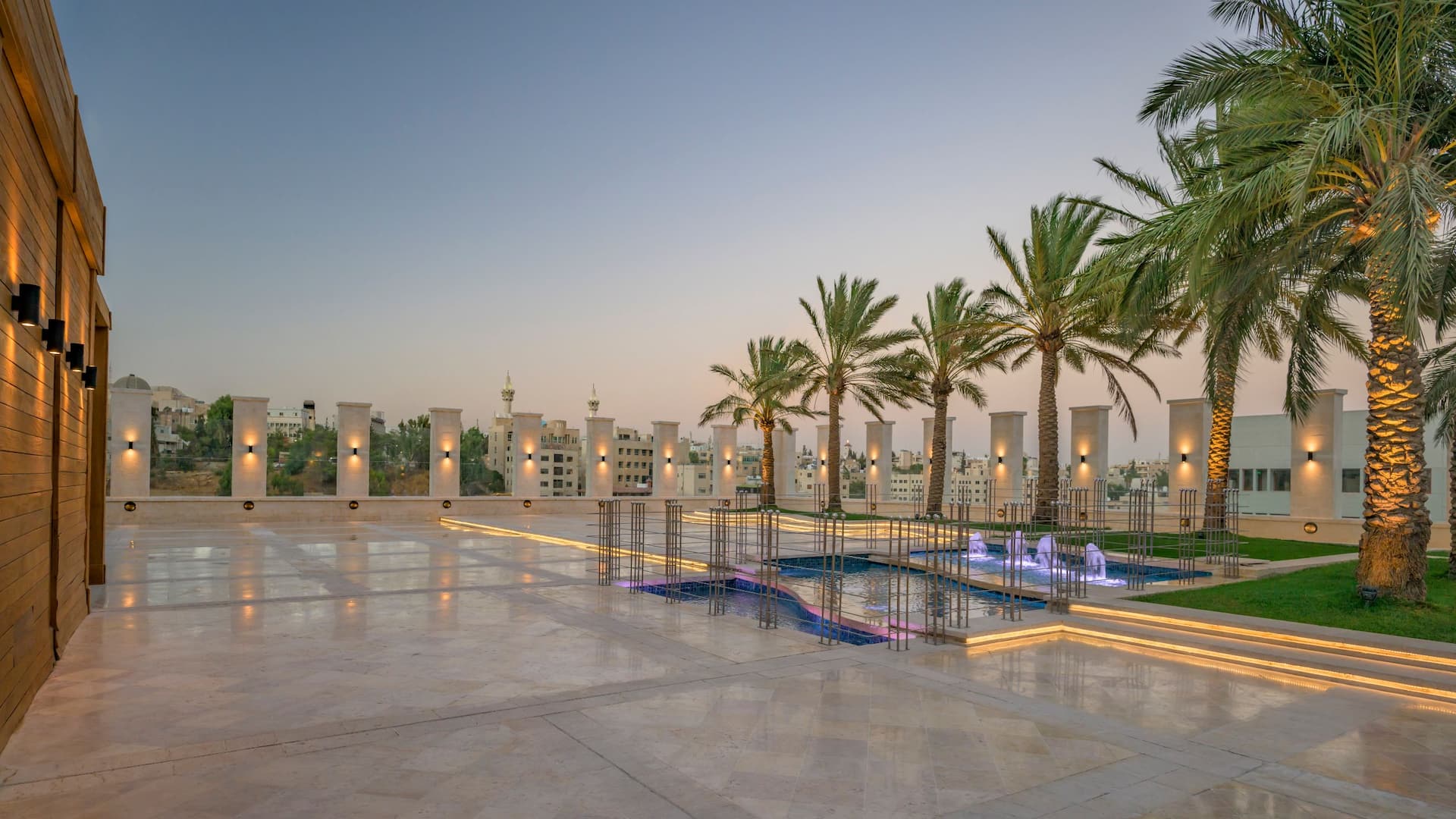 2 of 3 Grand Hyatt Amman Sawani Terrace