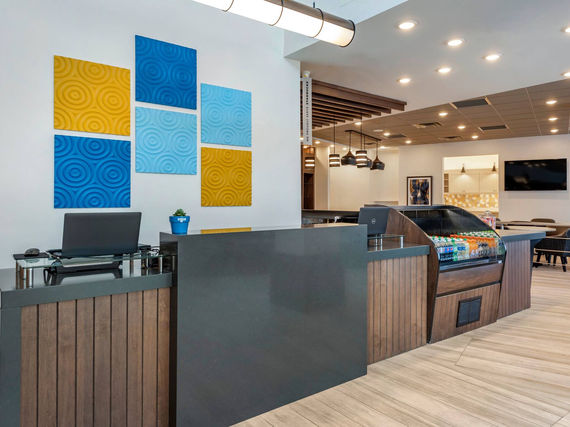 Hyatt Place Indianapolis / Carmel Lobby Reception