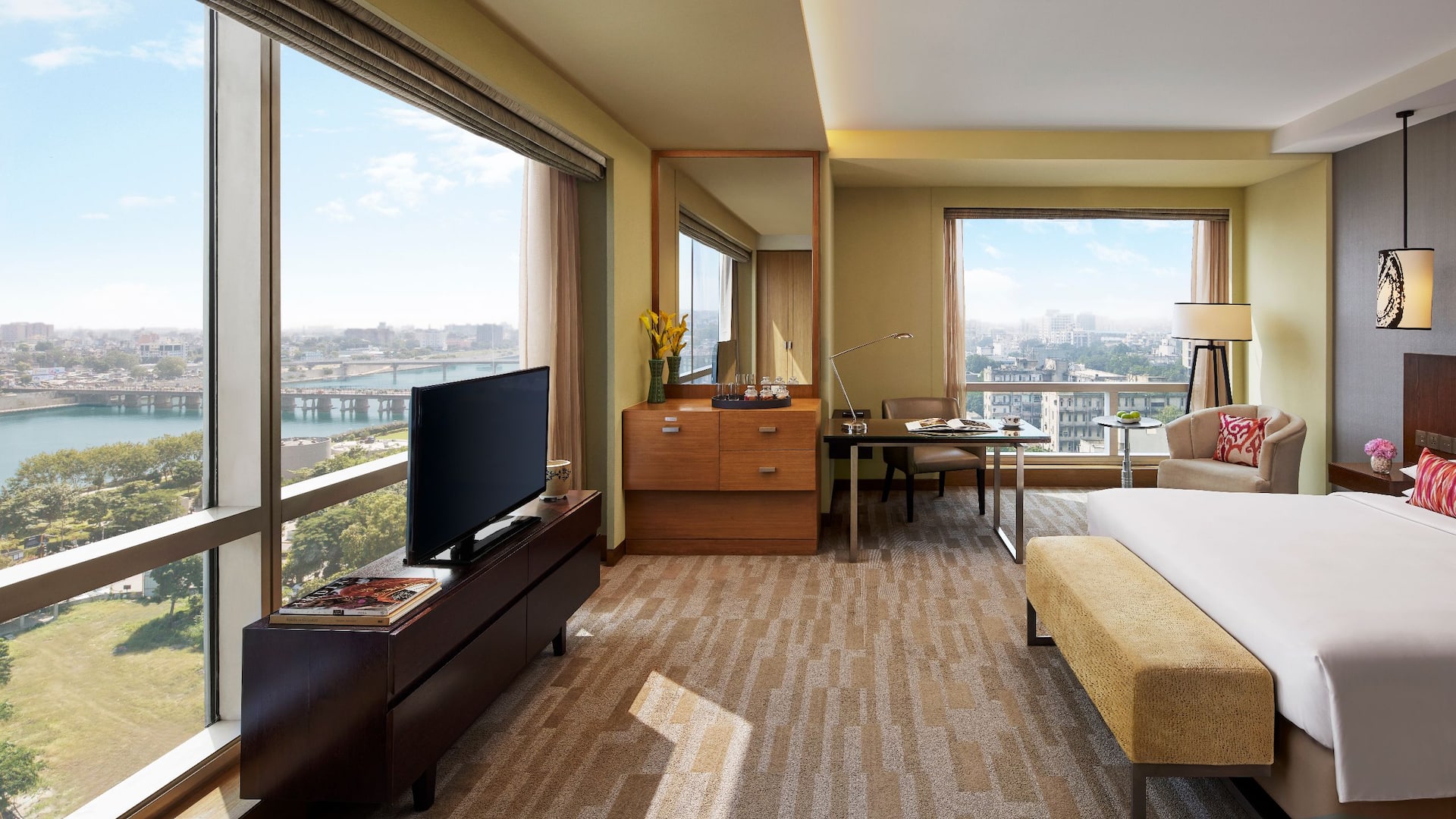 Hyatt Regency Ahmedabad Standard Room Layout