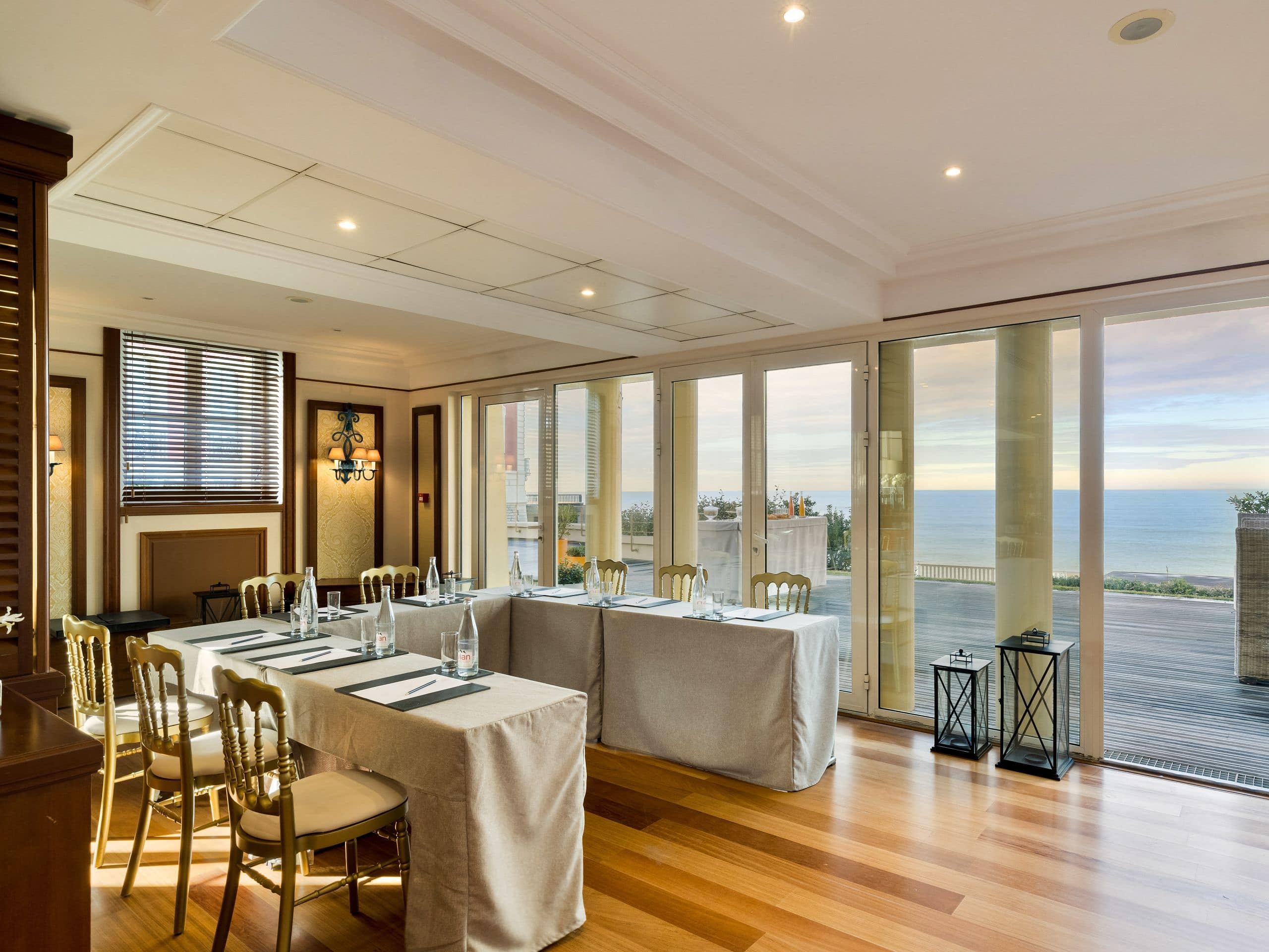 Hôtel du Palais Biarritz Lounge U-shaped Setup