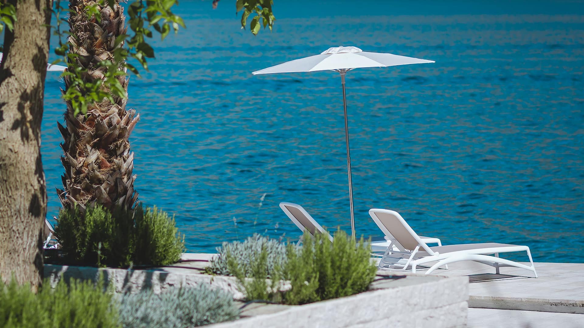 Hyatt Regency Kotor Bay Resort Sunbeds
