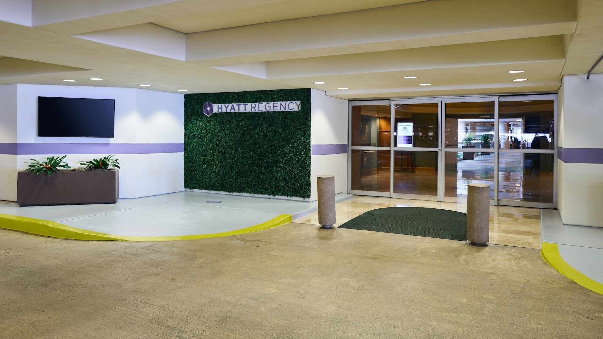 Hyatt Regency Orlando International Airport Orlan Selparkingentrance