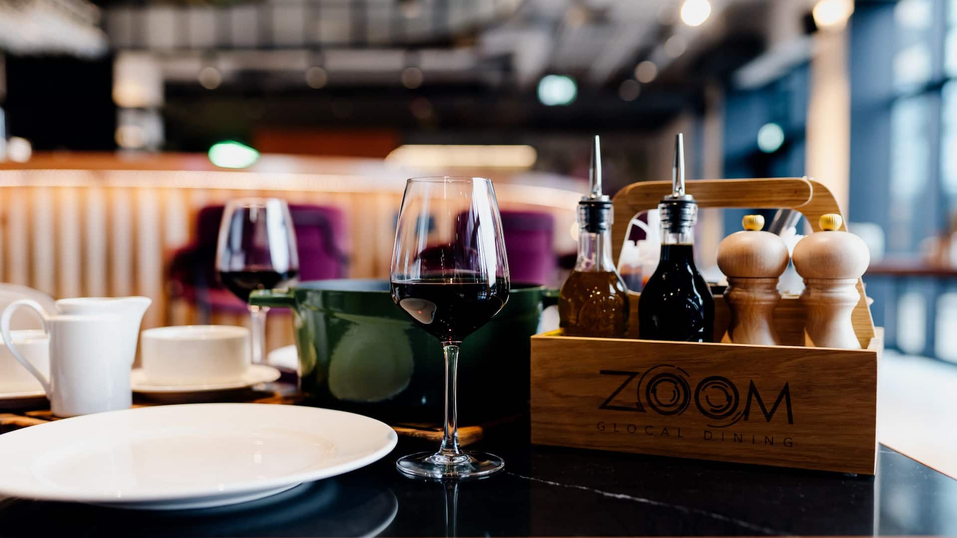 Hyatt Place Krakow Zoom Condiments Box With Red Wine