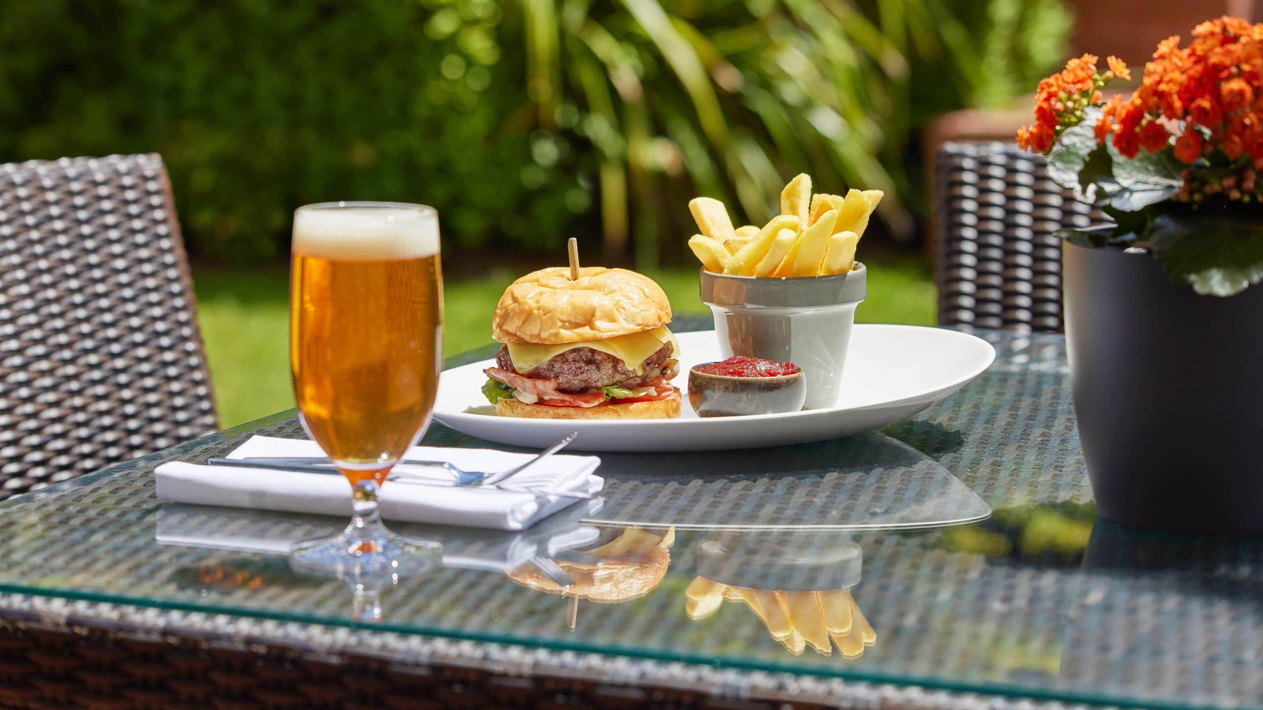 Hyatt Hotel Canberra - A Park Hyatt Hotel Cheeseburger
