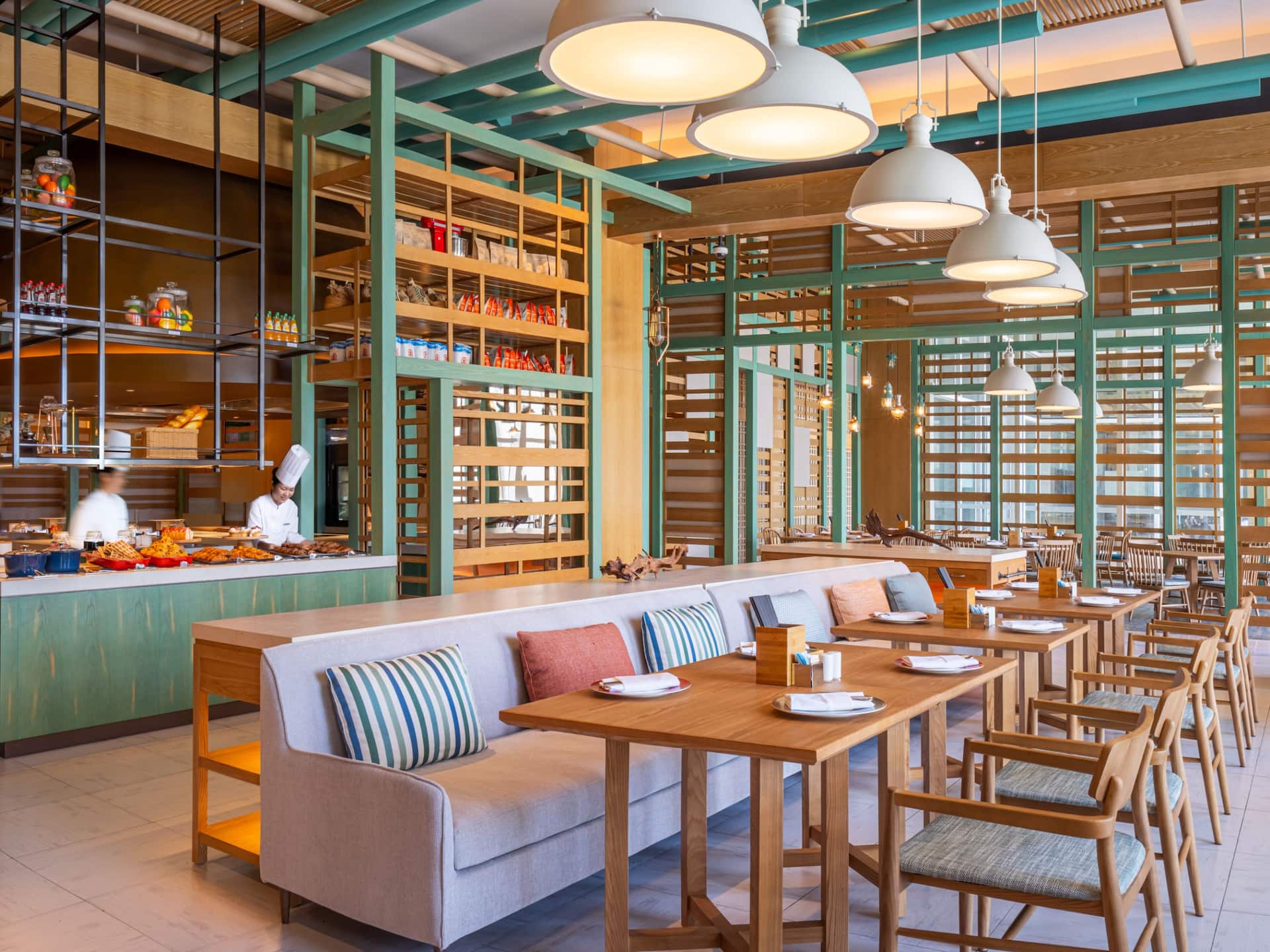 Hyatt Regency Hainan Ocean Paradise Resort Restaurant Seating And Chefs