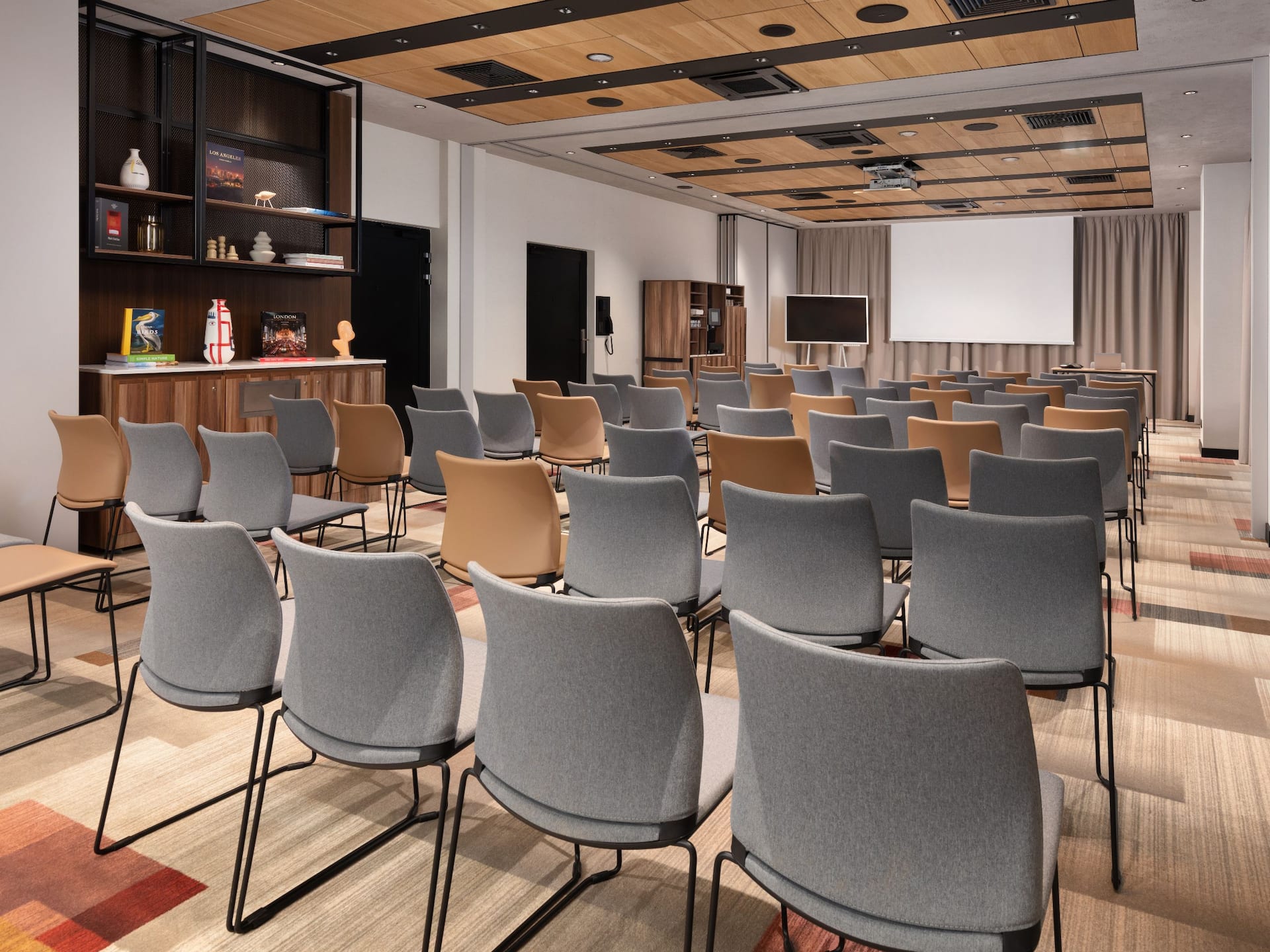 Hyatt Place Krakow Business Meeting