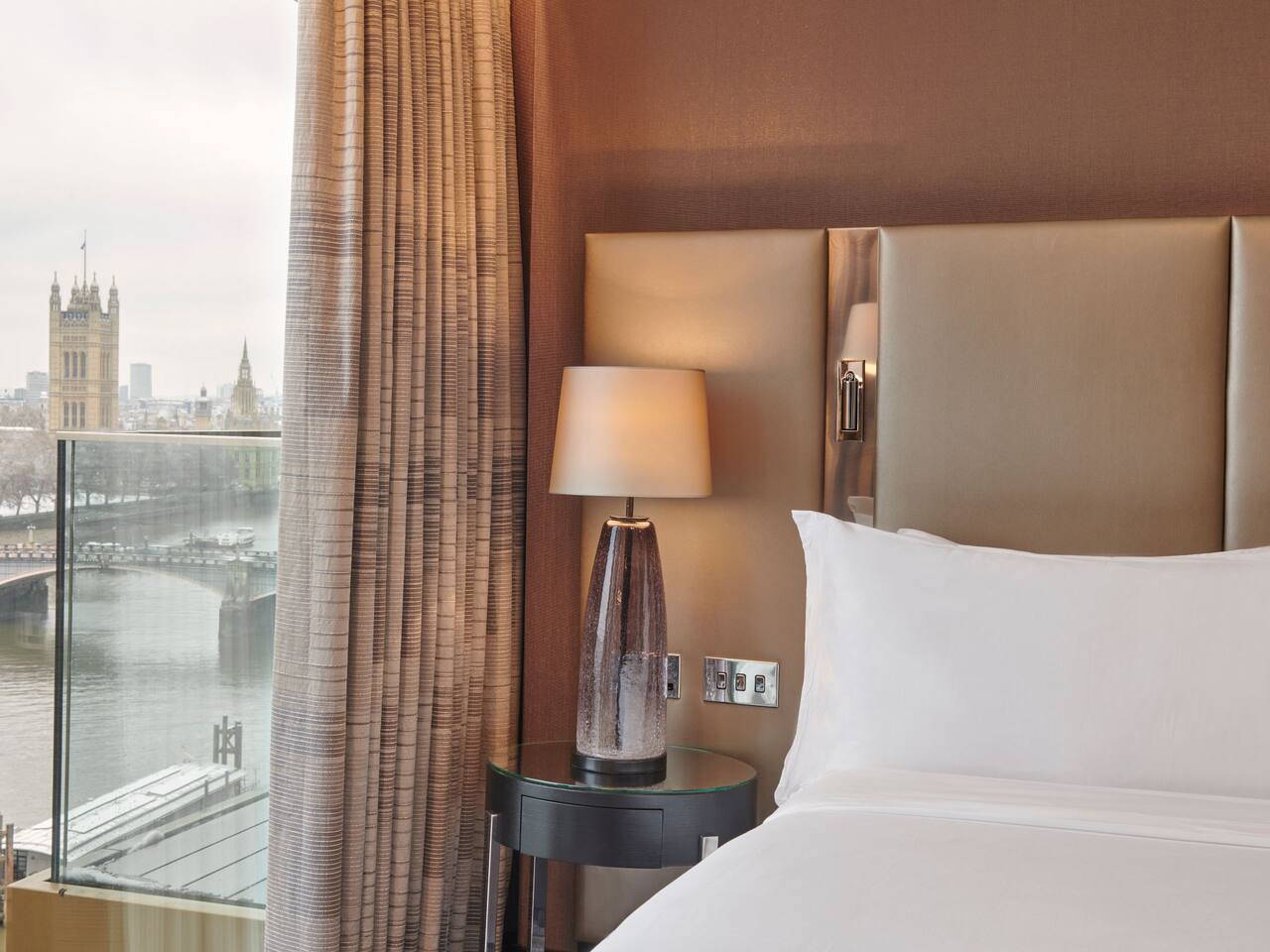 Hyatt Regency London Albert Embankment king Deluxe View