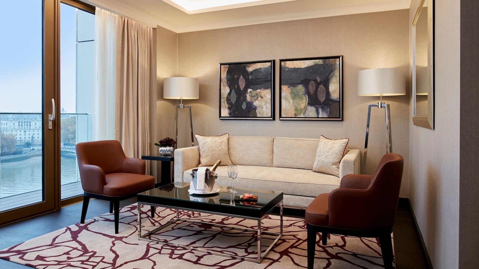 Hyatt Regency London Albert Embankment Executive Suite Lounge