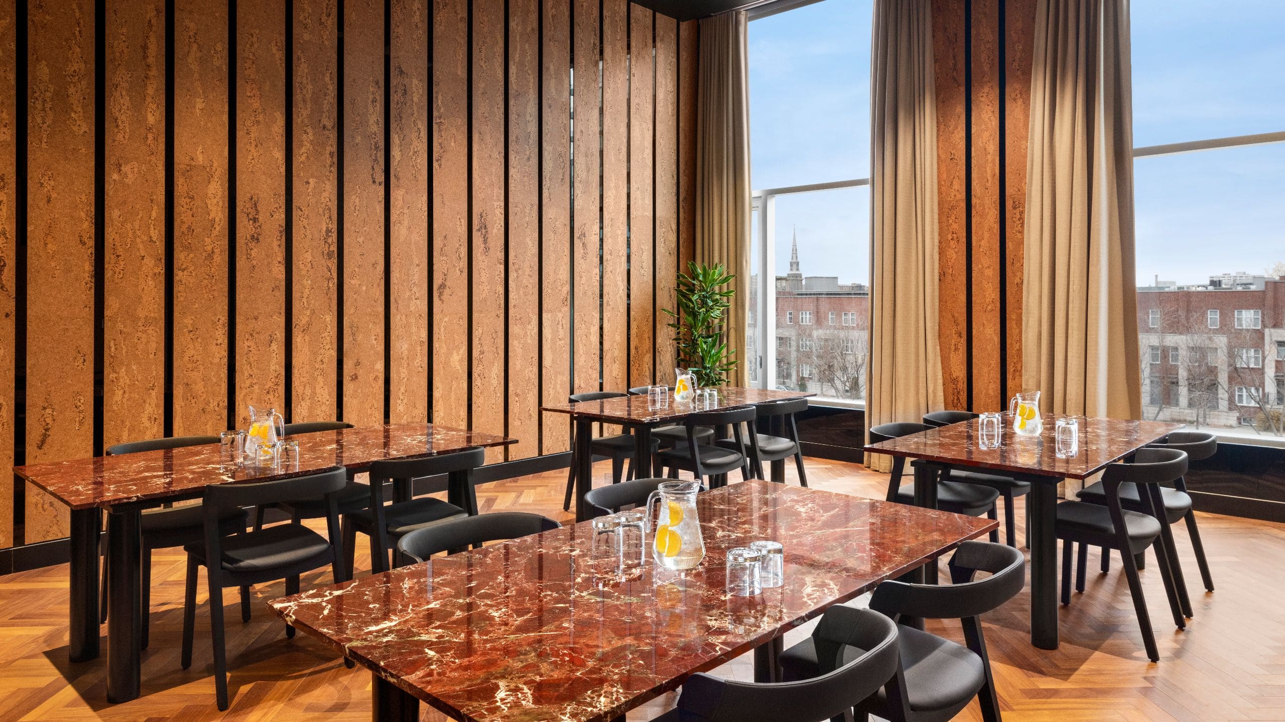 Hyatt Centric Ville-Marie Montréal Meeting Room Prefontaine Day