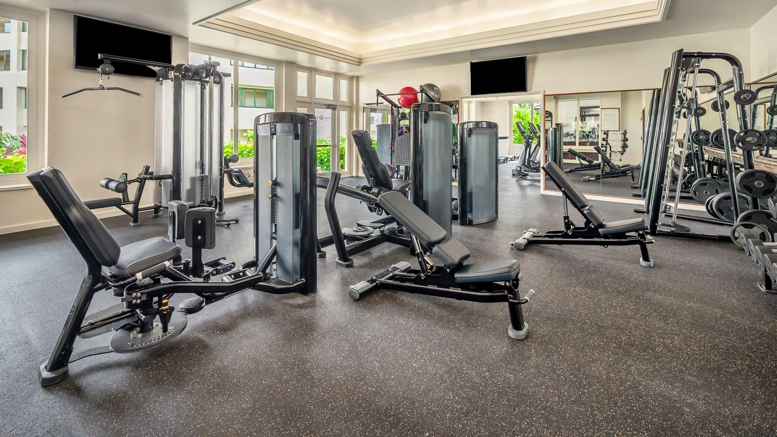 Grand Hyatt Kauai Resort & Spa Fitness Weight Room Full