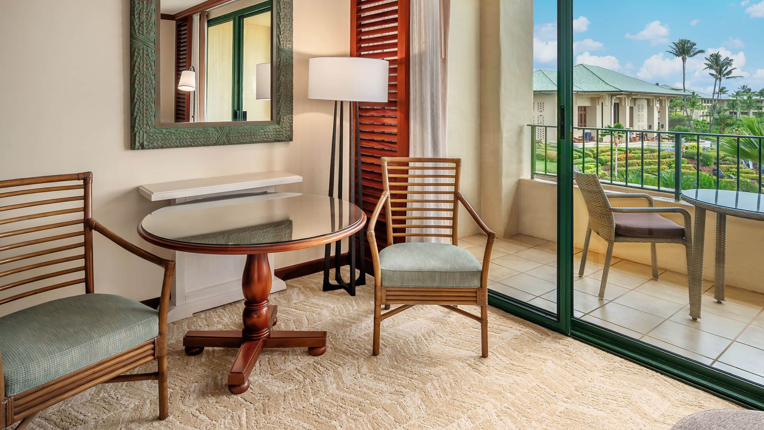 Grand Hyatt Kauai Resort & Spa Guestroom Table